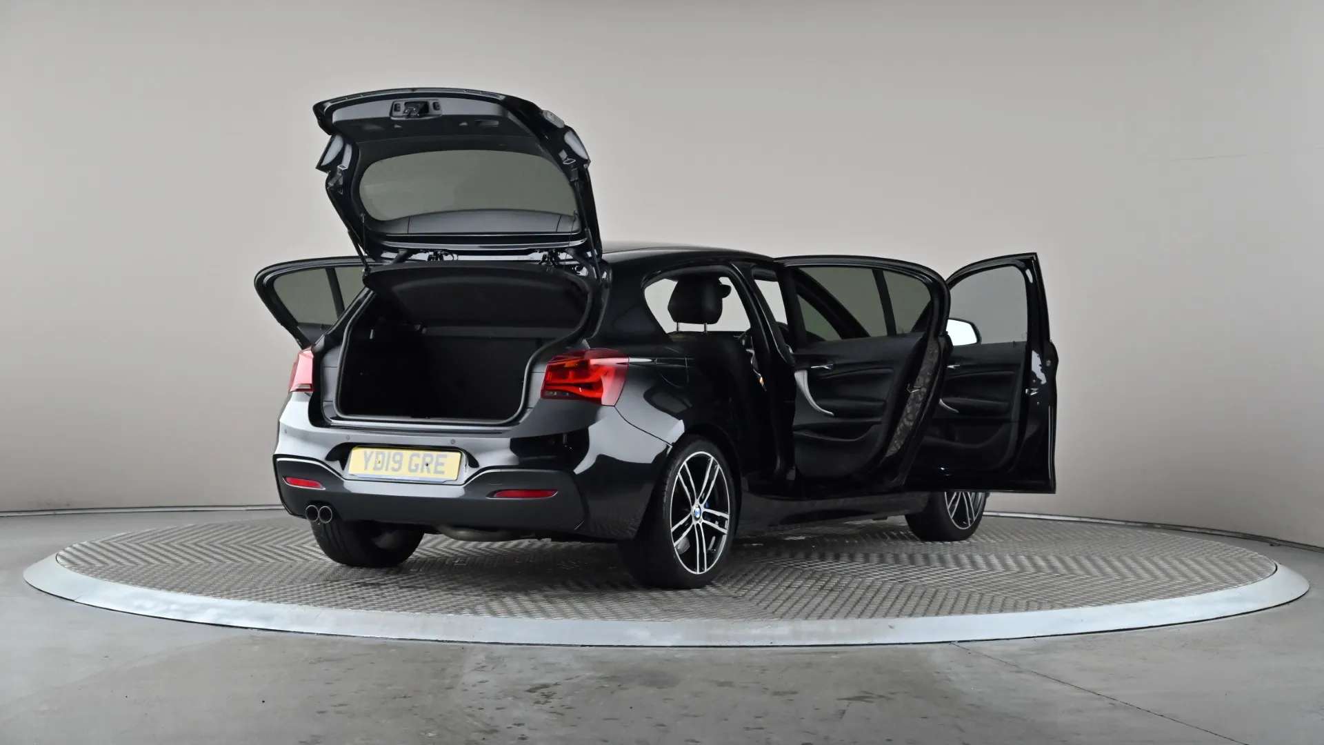 2019 BMW 1 SERIES 2019 BMW 1 SERIES