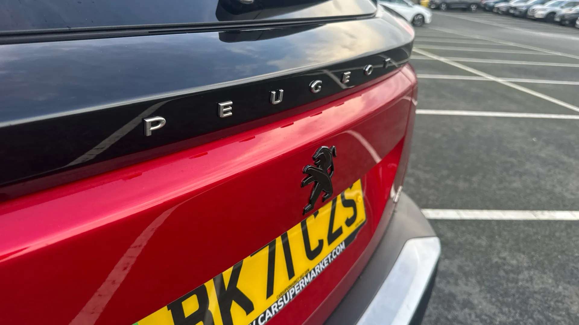 2021 PEUGEOT 2008 2021 PEUGEOT 2008