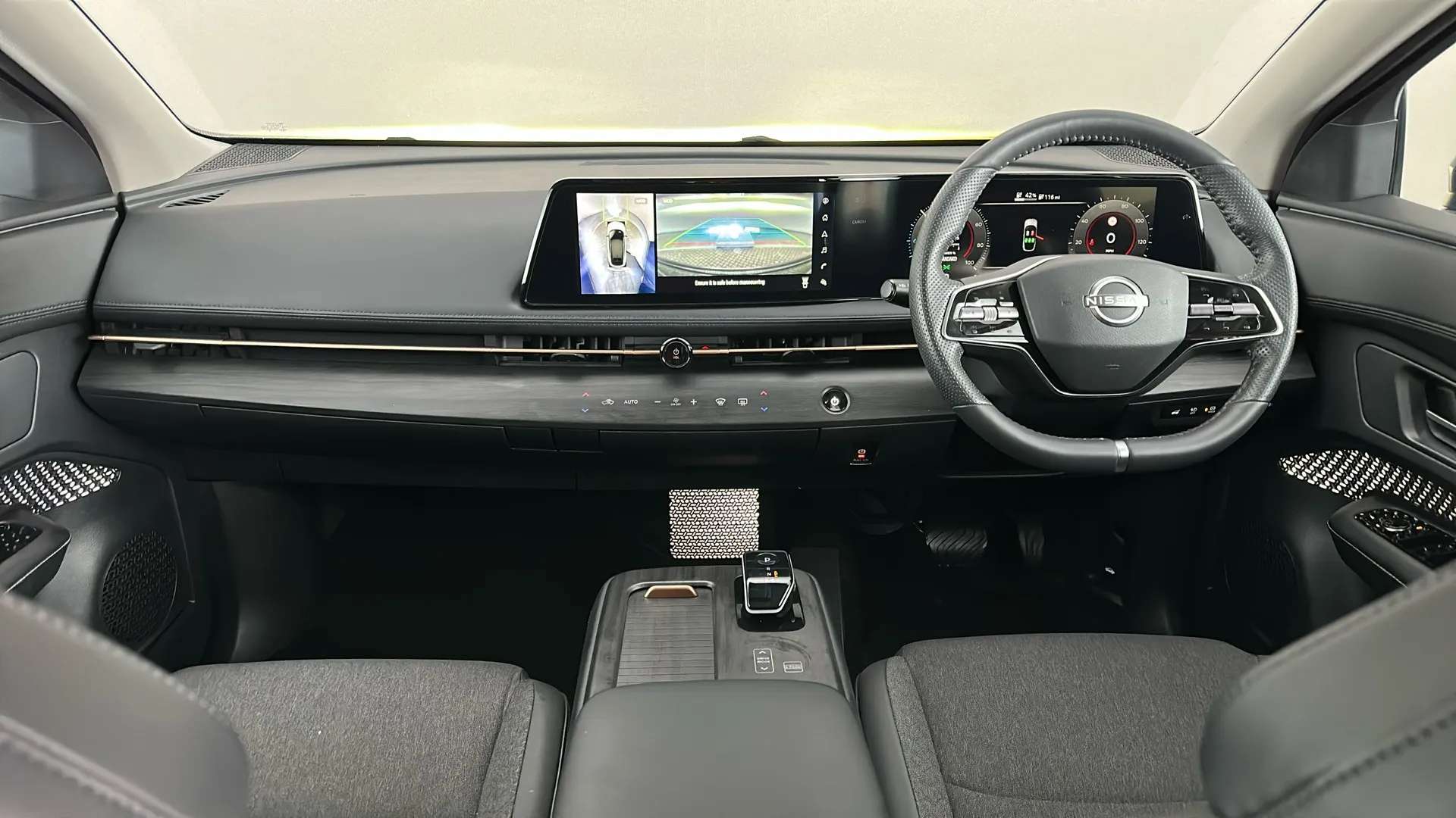 2024 NISSAN ARIYA 2024 NISSAN ARIYA