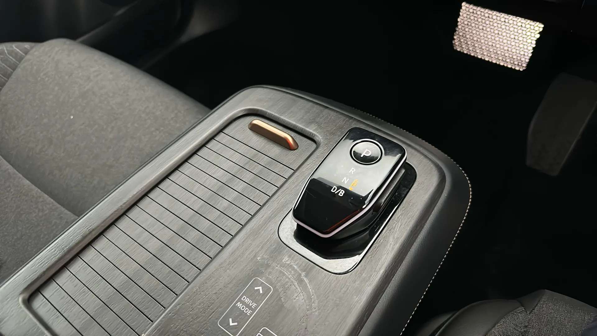 2024 NISSAN ARIYA 2024 NISSAN ARIYA