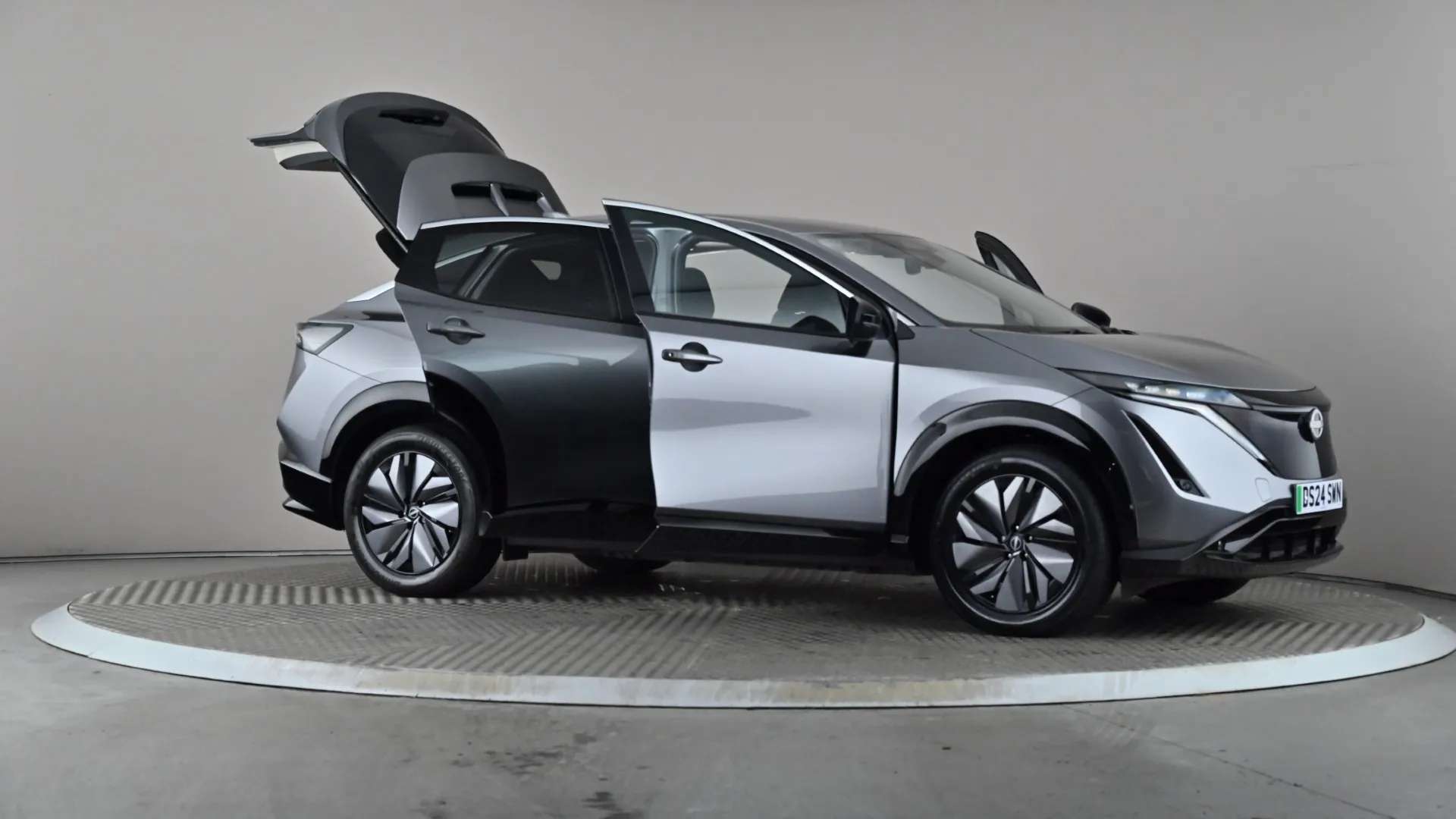 2024 NISSAN ARIYA 2024 NISSAN ARIYA