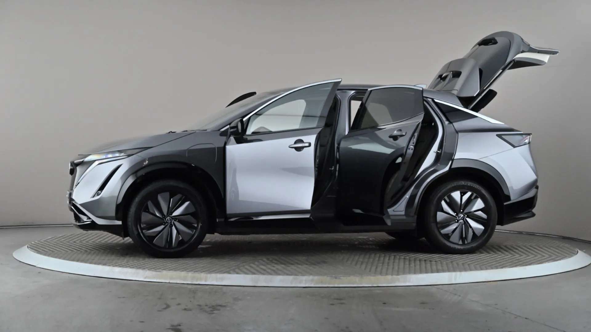 2024 NISSAN ARIYA 2024 NISSAN ARIYA