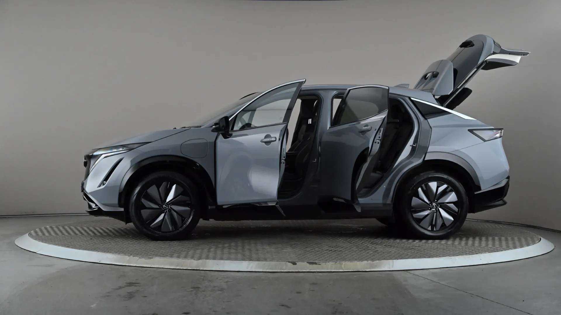 2024 NISSAN ARIYA 2024 NISSAN ARIYA