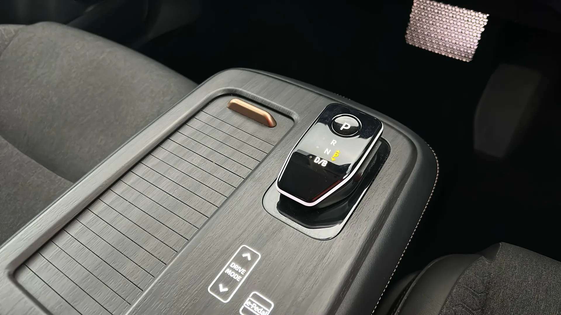 2024 NISSAN ARIYA 2024 NISSAN ARIYA