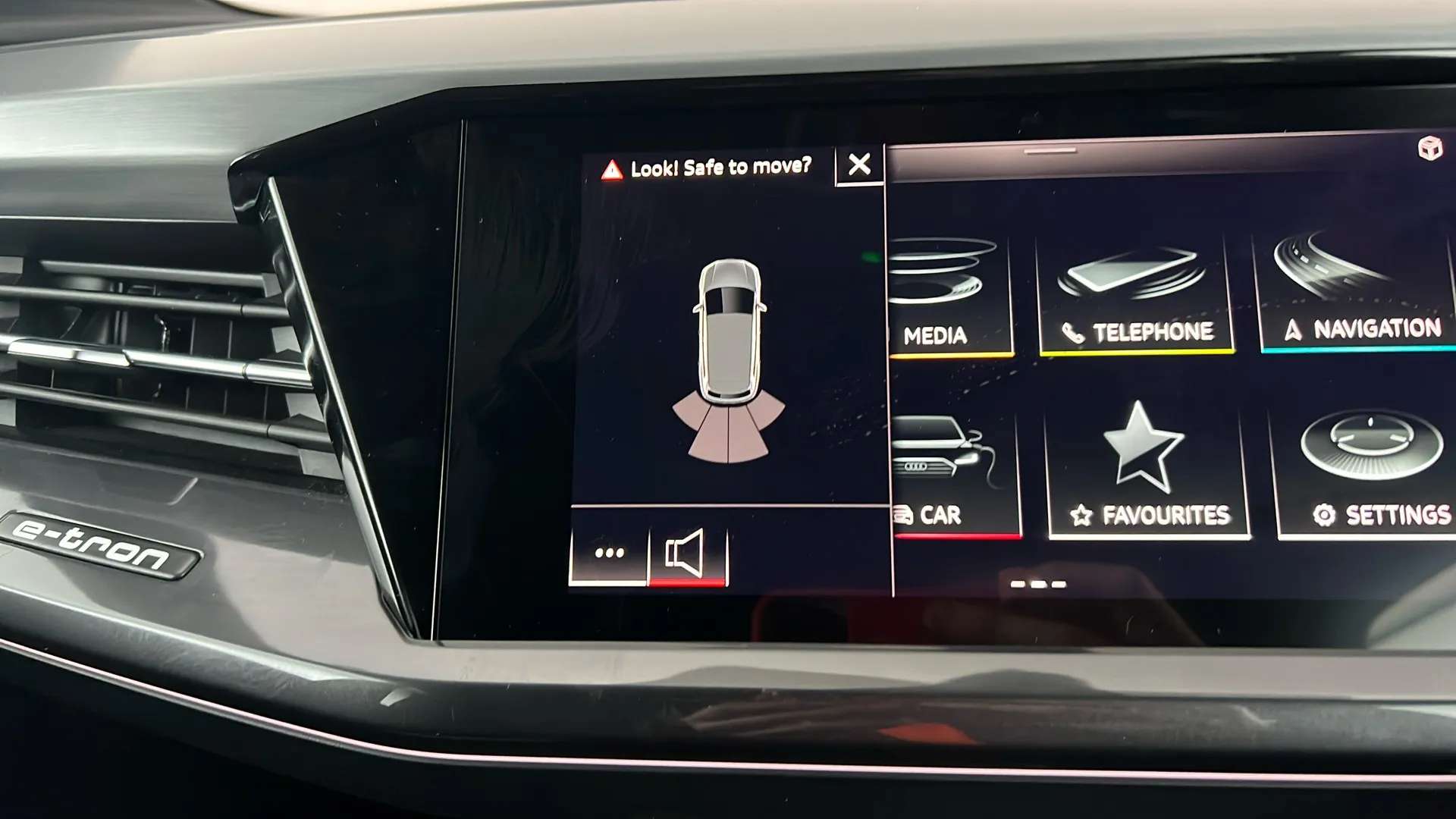 2021 AUDI Q4 2021 AUDI Q4