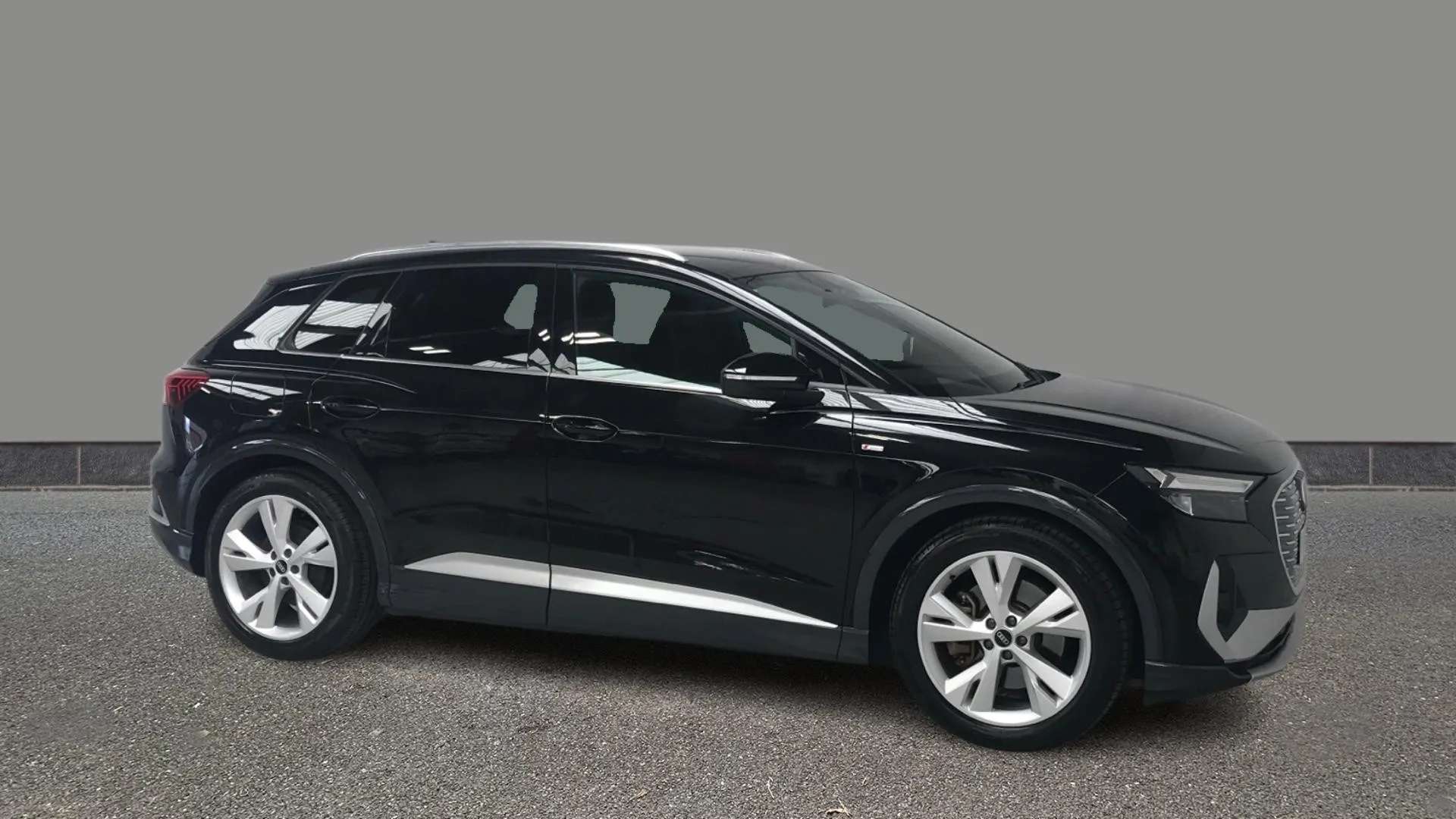 A 2021 AUDI Q4 150kW 40 82kWh S Line Auto A 2021 AUDI Q4 150kW 40 82kWh S Line Auto