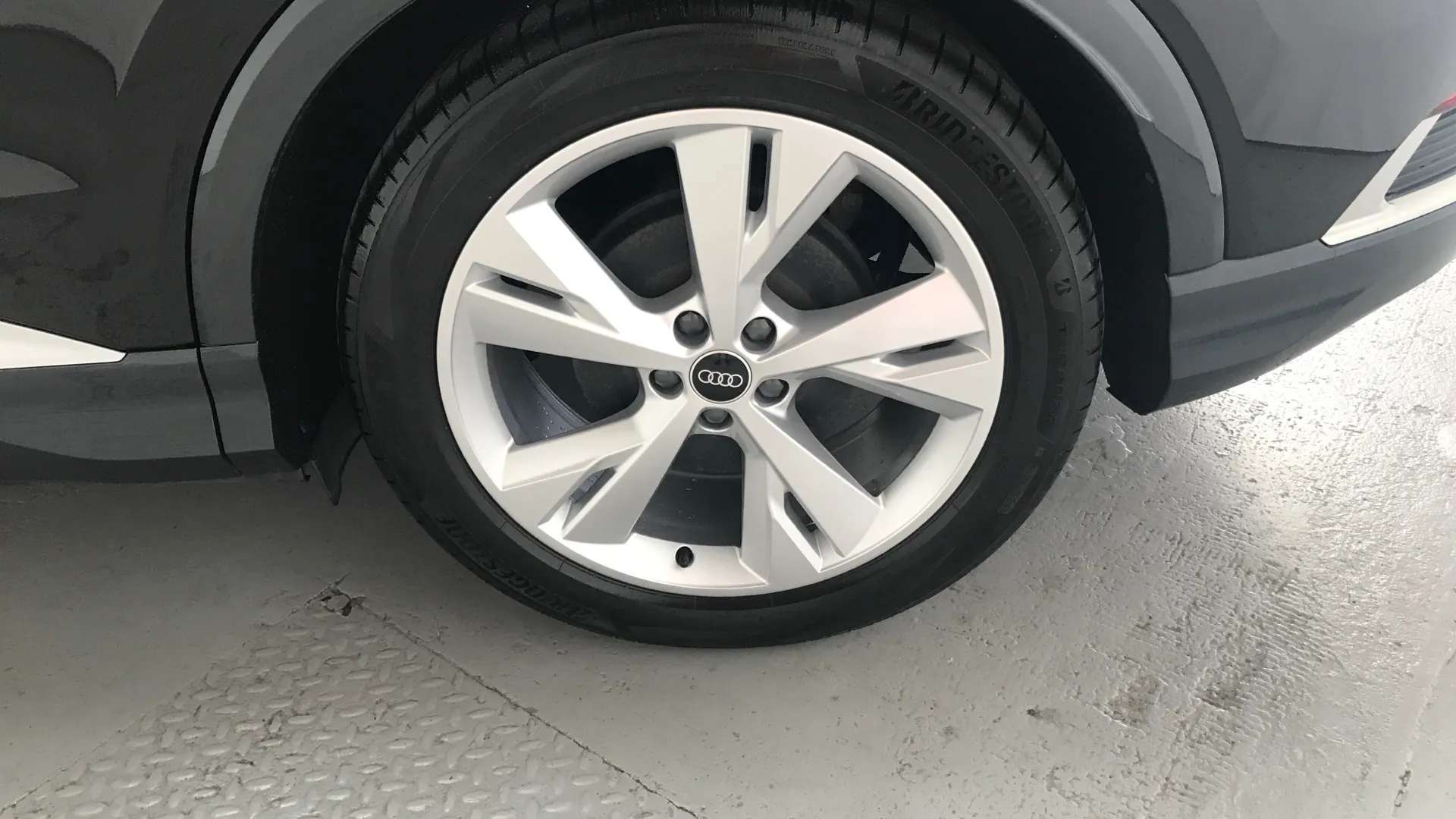 2021 AUDI Q4 2021 AUDI Q4