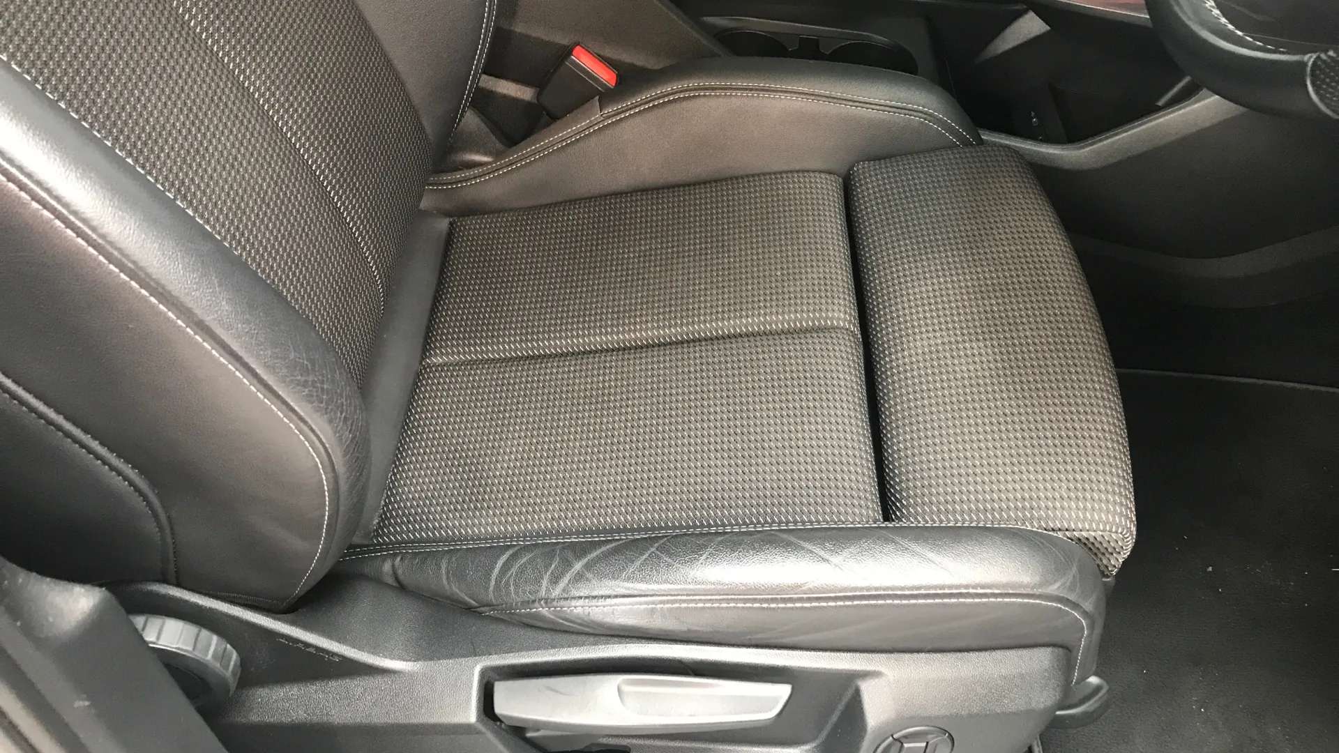 2021 AUDI Q4 2021 AUDI Q4