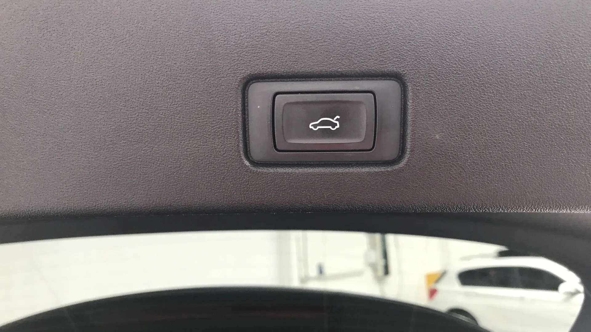 2021 AUDI Q4 2021 AUDI Q4