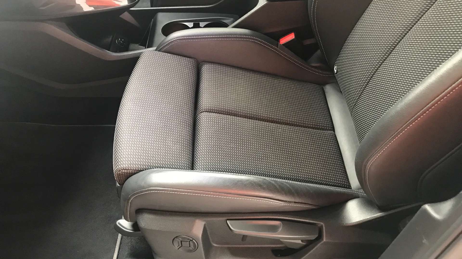 2021 AUDI Q4 2021 AUDI Q4