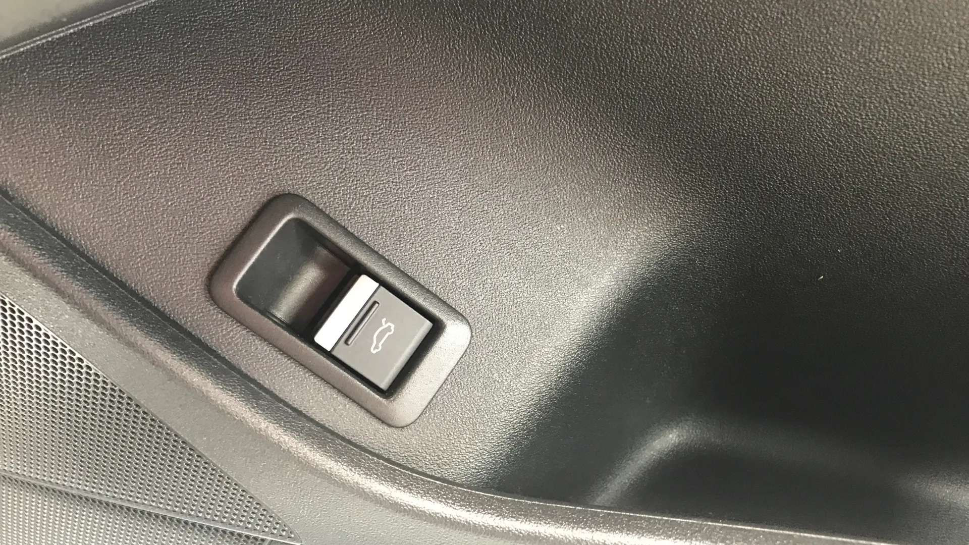 2021 AUDI Q4 2021 AUDI Q4
