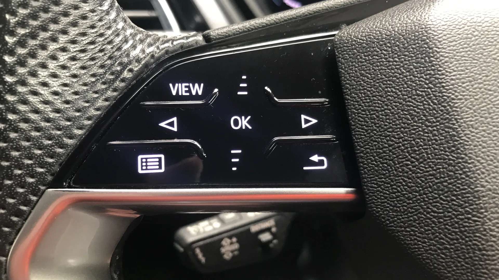 2021 AUDI Q4 2021 AUDI Q4