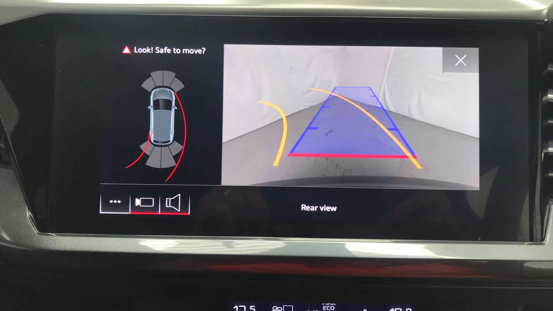 2021 AUDI Q4 2021 AUDI Q4