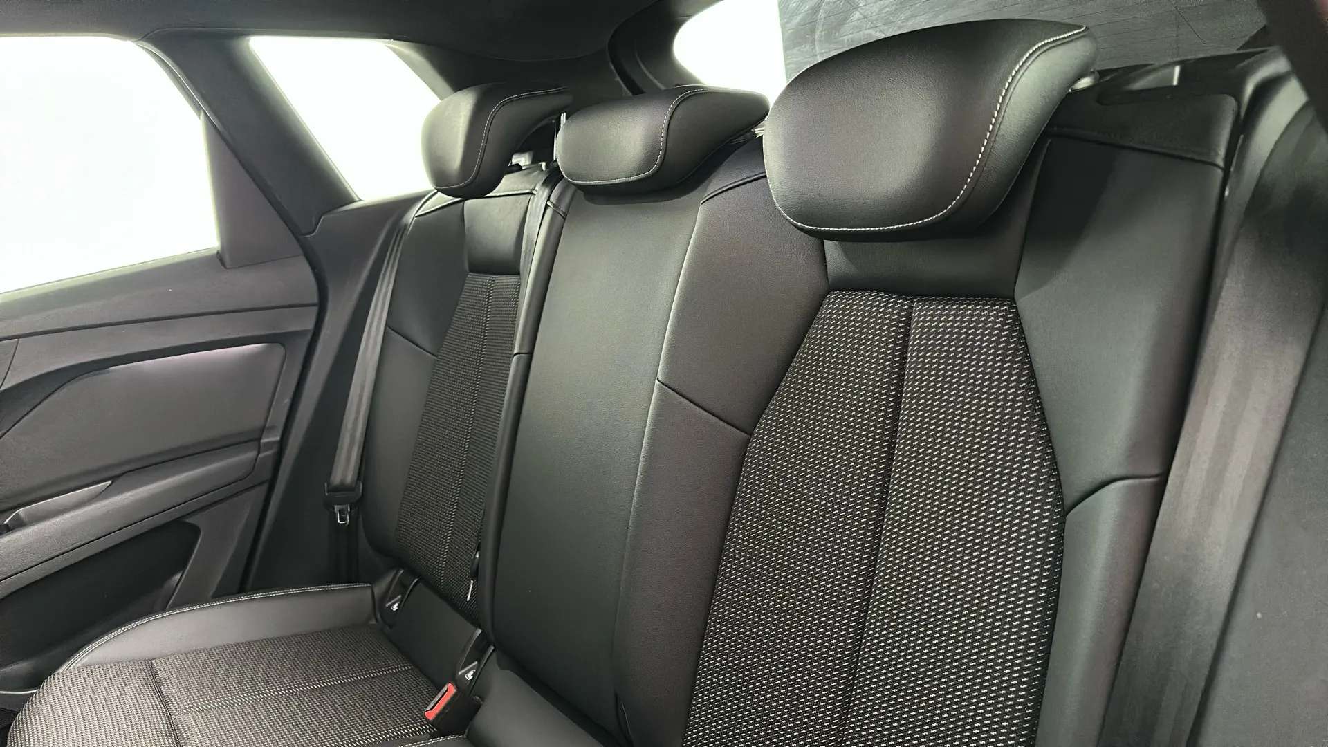 2021 AUDI Q4 2021 AUDI Q4