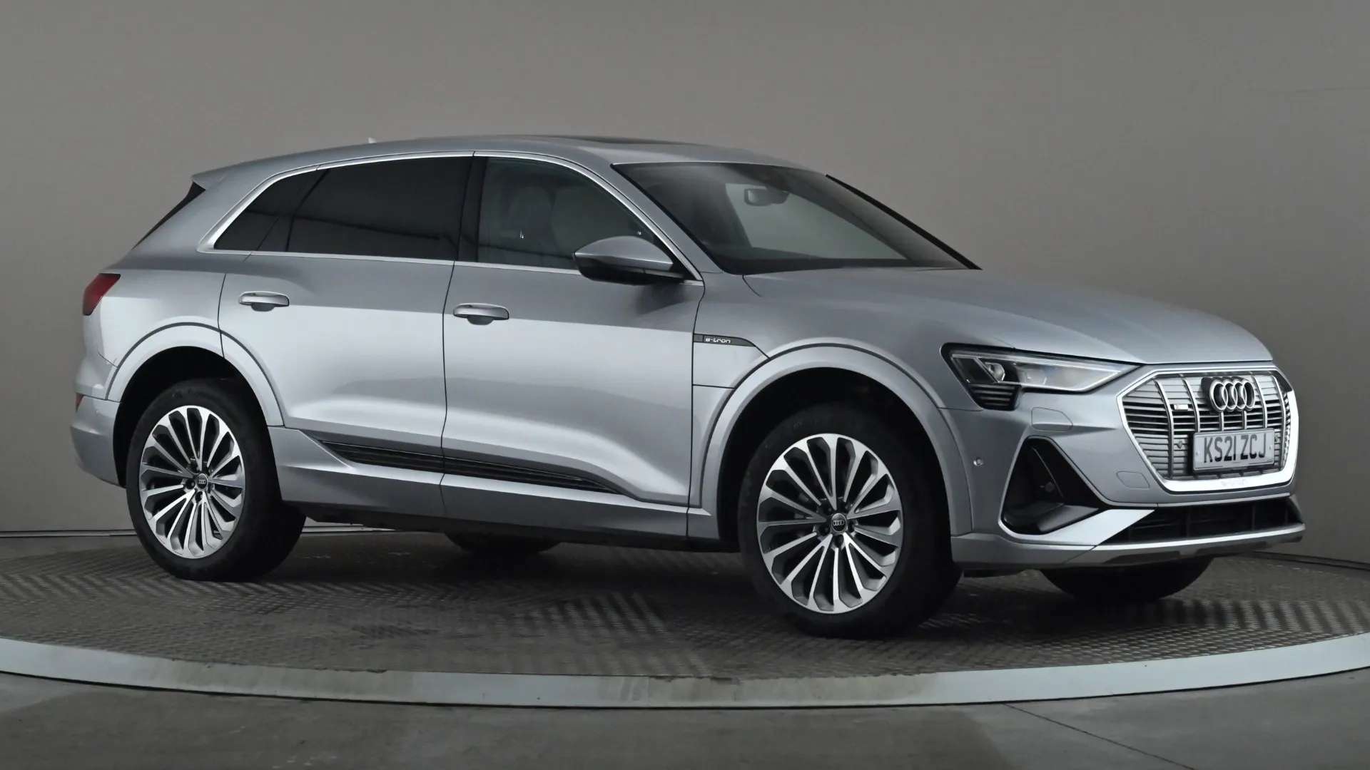 A 2021 AUDI E-TRON 230kW 50 Quattro 71kWh S Line Auto A 2021 AUDI E-TRON 230kW 50 Quattro 71kWh S Line Auto