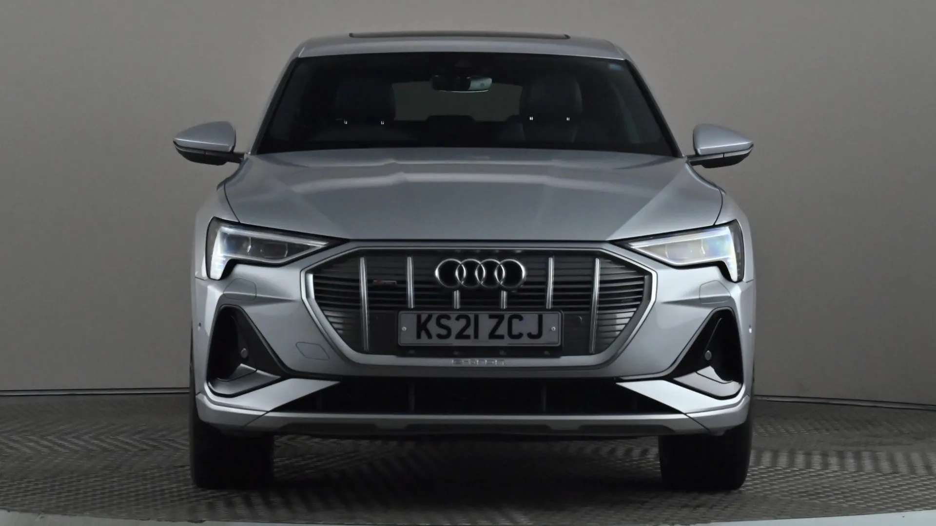 A 2021 AUDI E-TRON 230kW 50 Quattro 71kWh S Line Auto A 2021 AUDI E-TRON 230kW 50 Quattro 71kWh S Line Auto