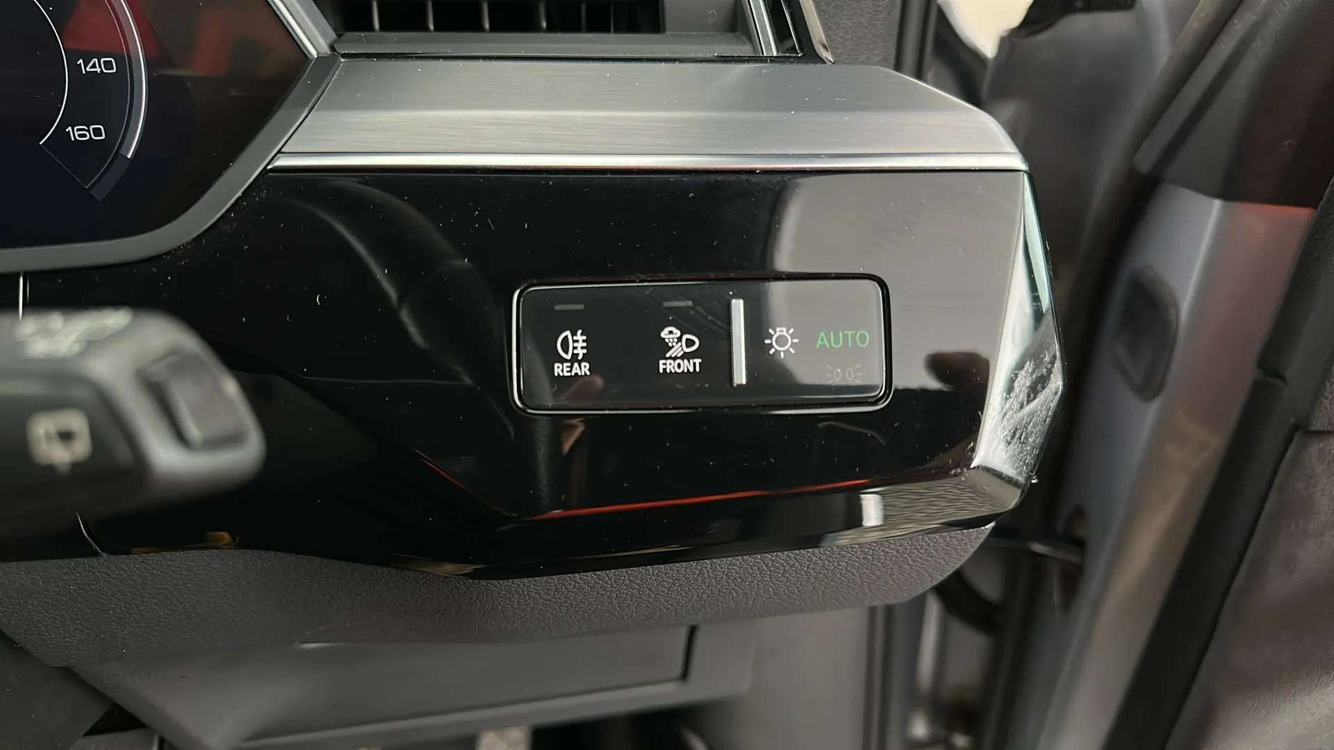 2021 AUDI E-TRON 2021 AUDI E-TRON