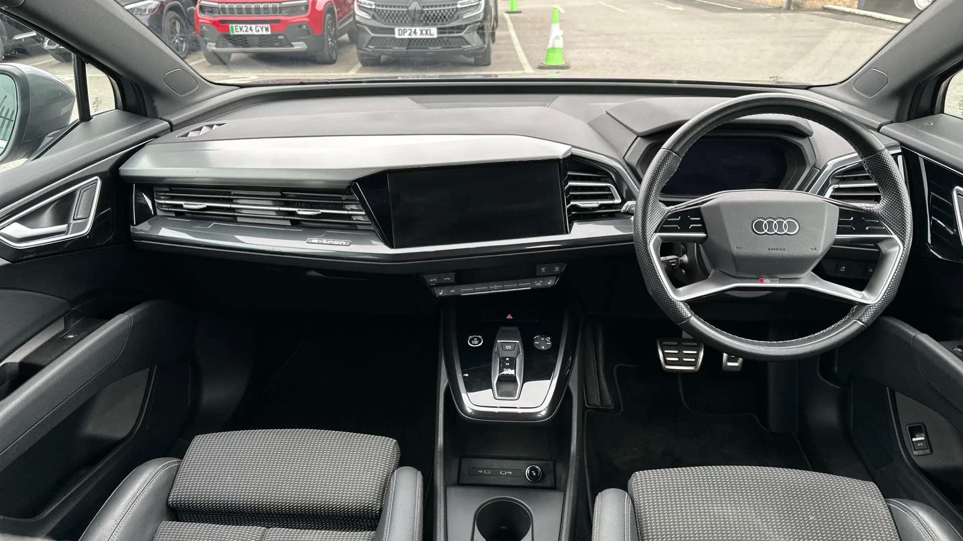 2023 AUDI Q4 2023 AUDI Q4