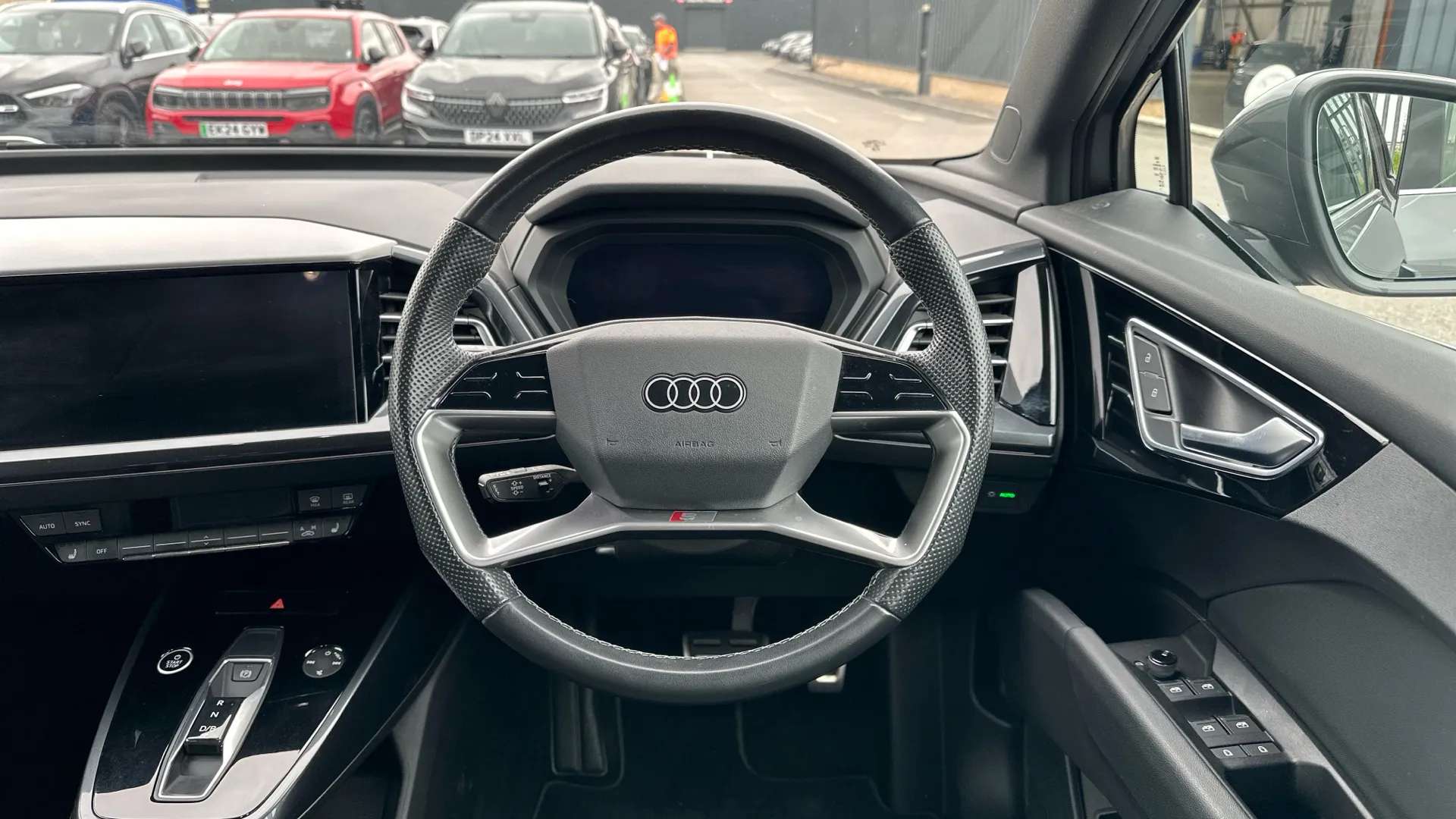2023 AUDI Q4 2023 AUDI Q4