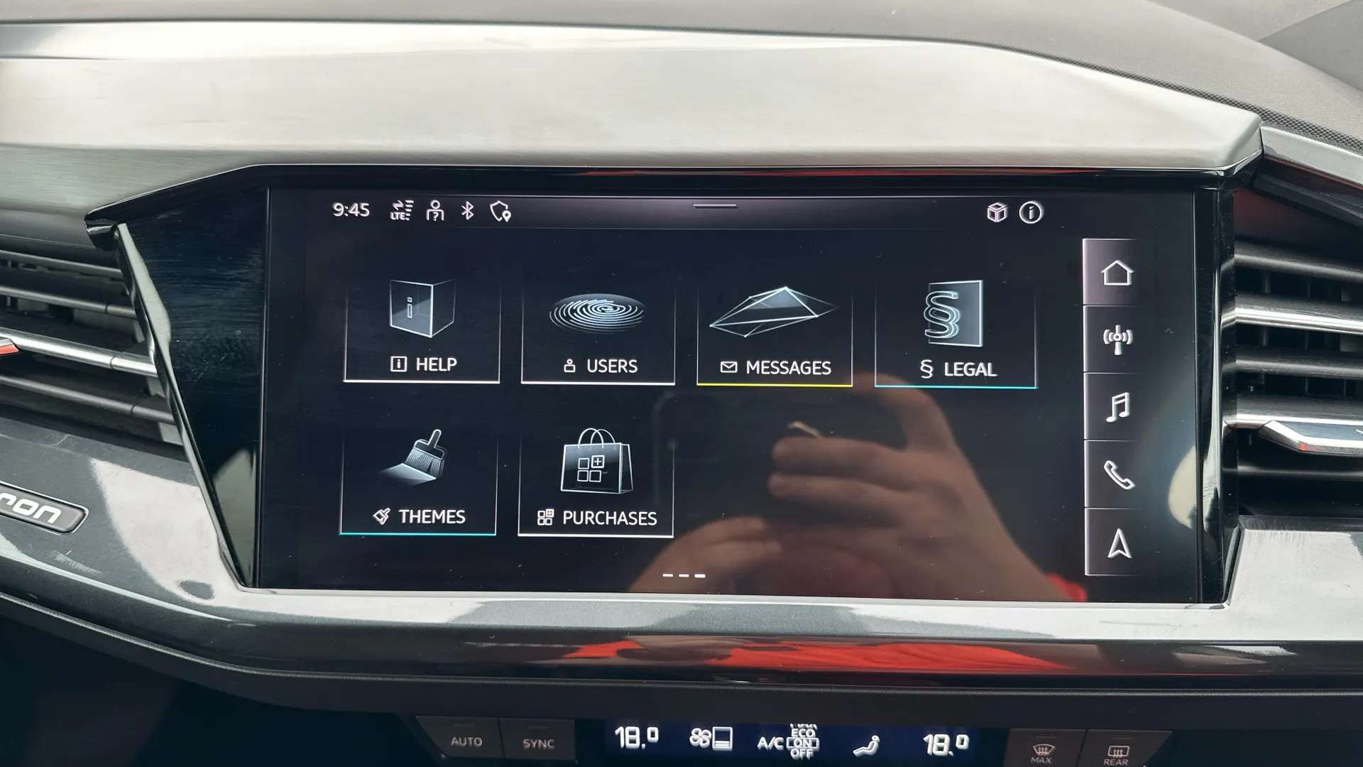 2023 AUDI Q4 2023 AUDI Q4