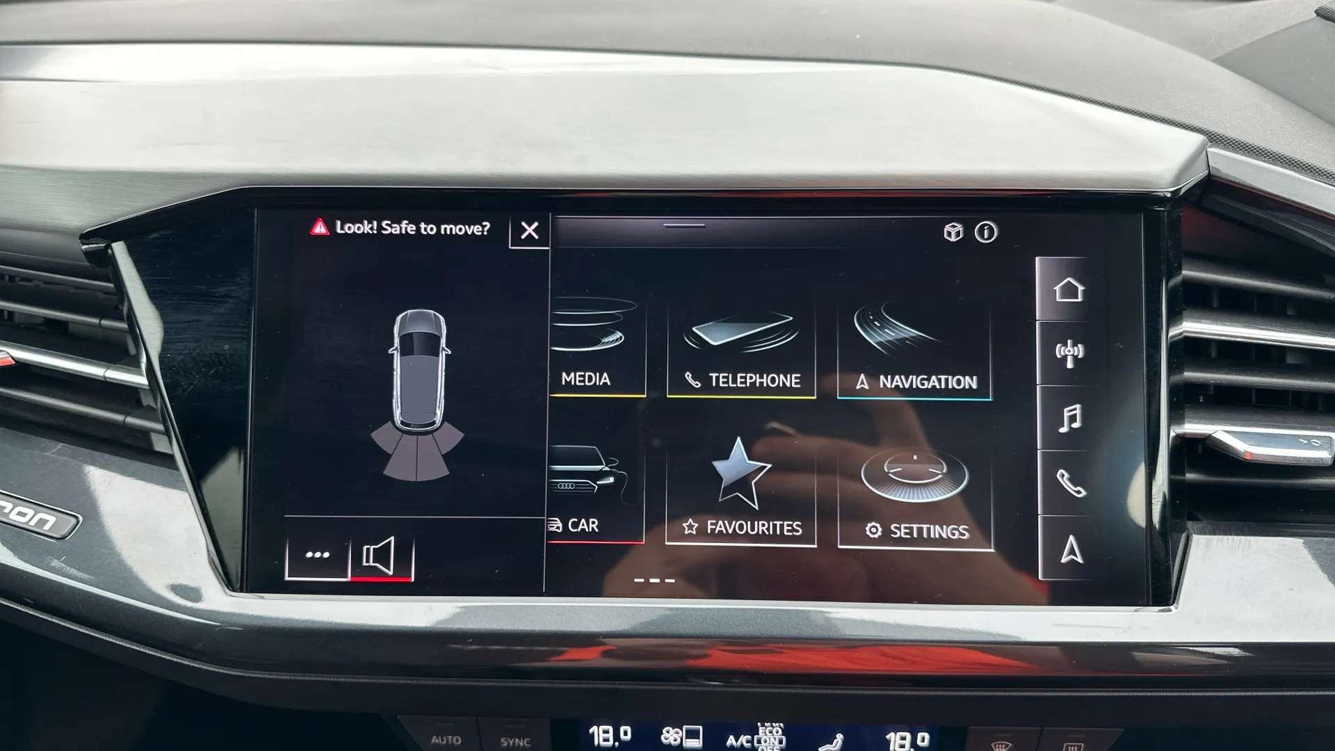 2023 AUDI Q4 2023 AUDI Q4
