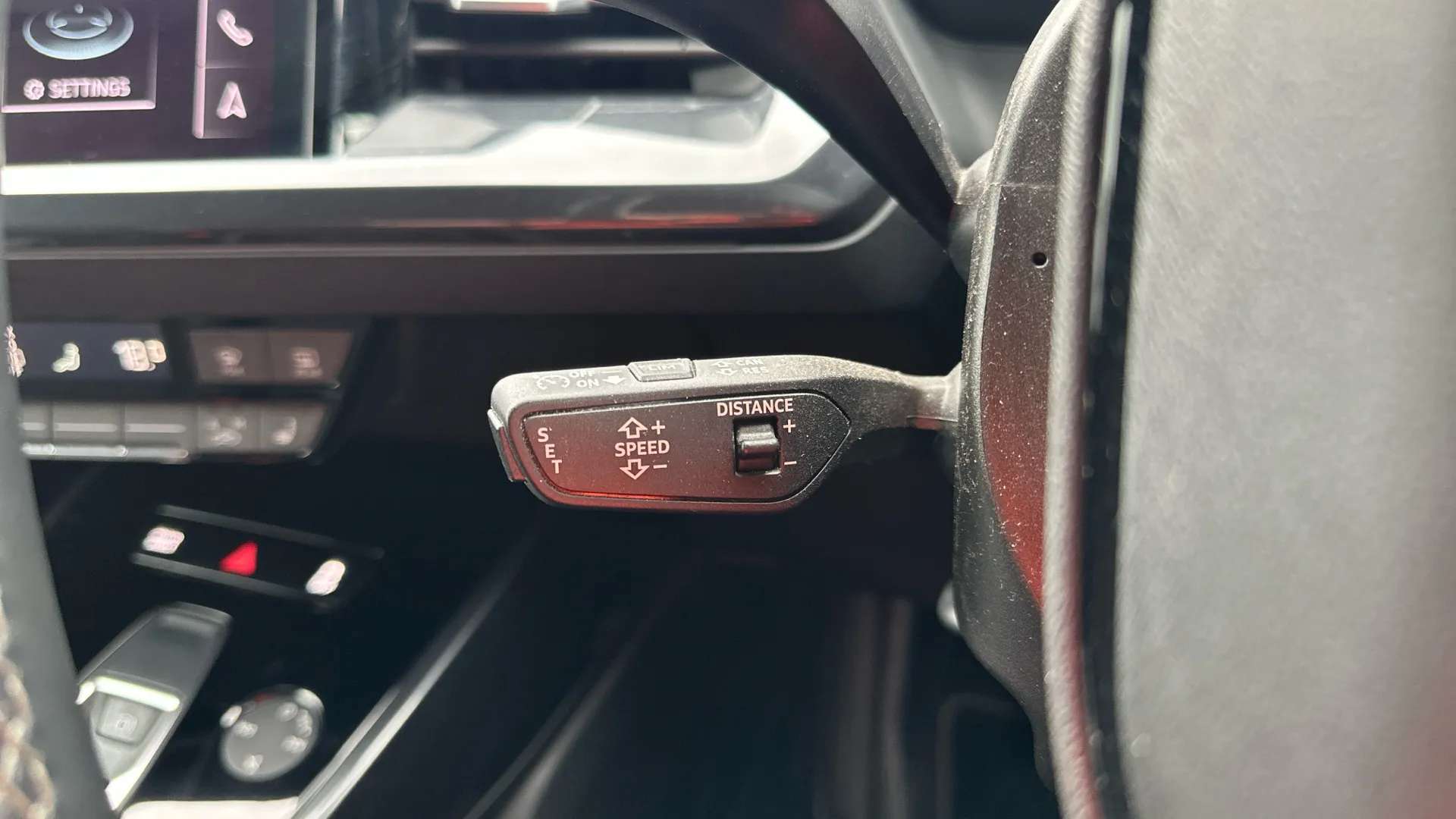 2023 AUDI Q4 2023 AUDI Q4