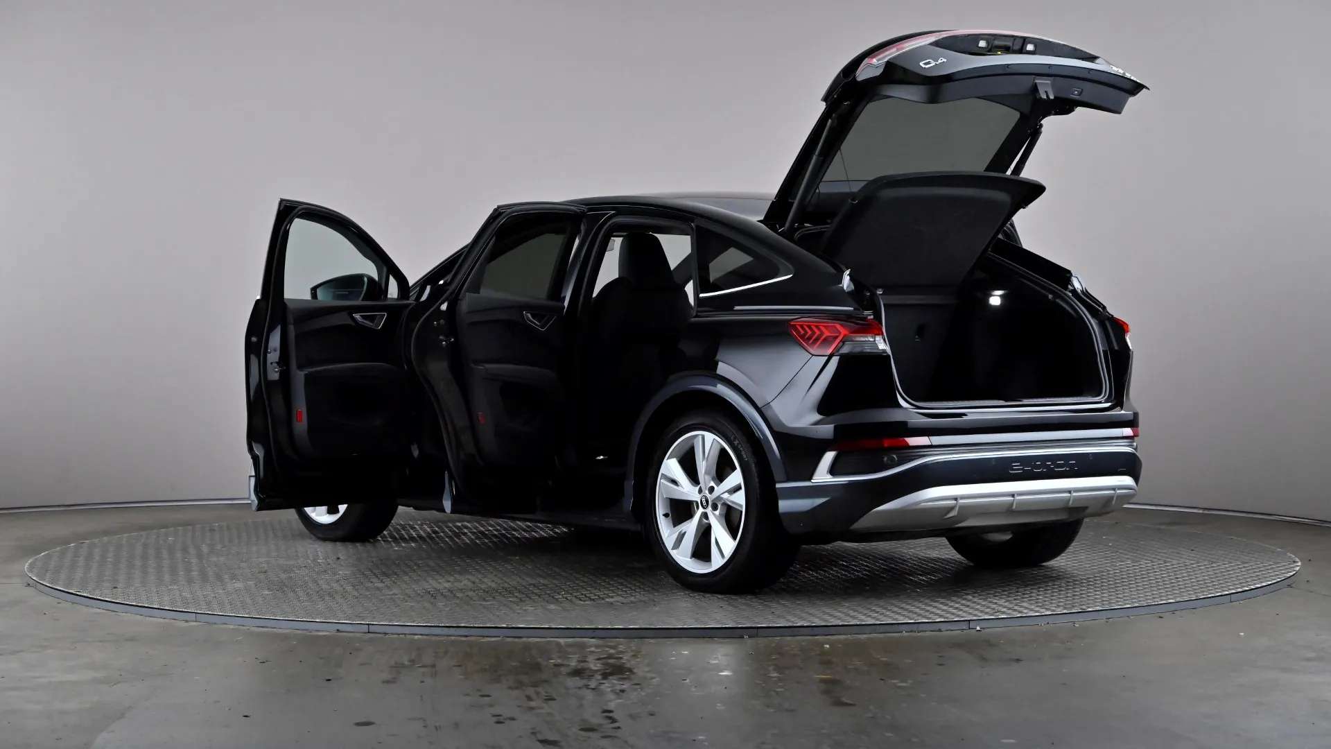 2022 AUDI Q4 2022 AUDI Q4