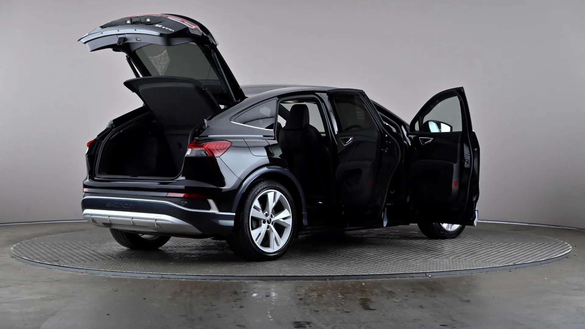 2022 AUDI Q4 2022 AUDI Q4