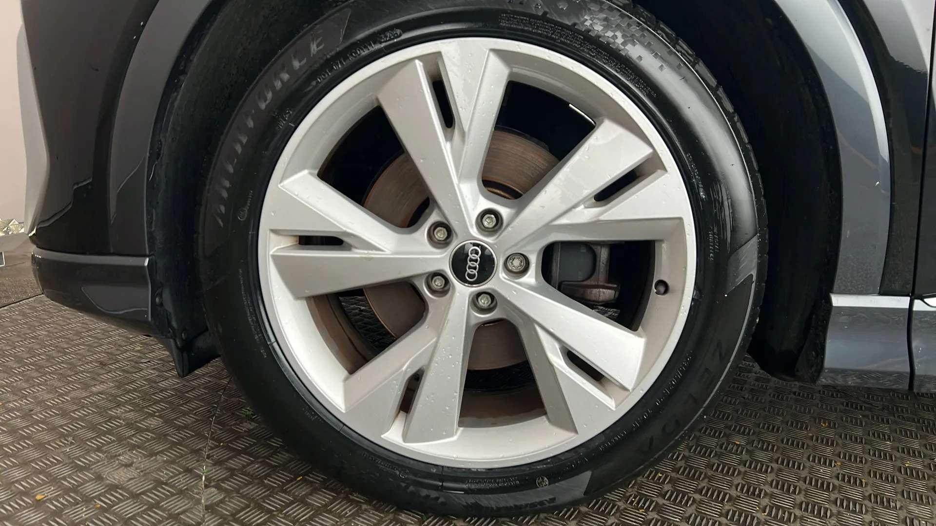 2022 AUDI Q4 2022 AUDI Q4