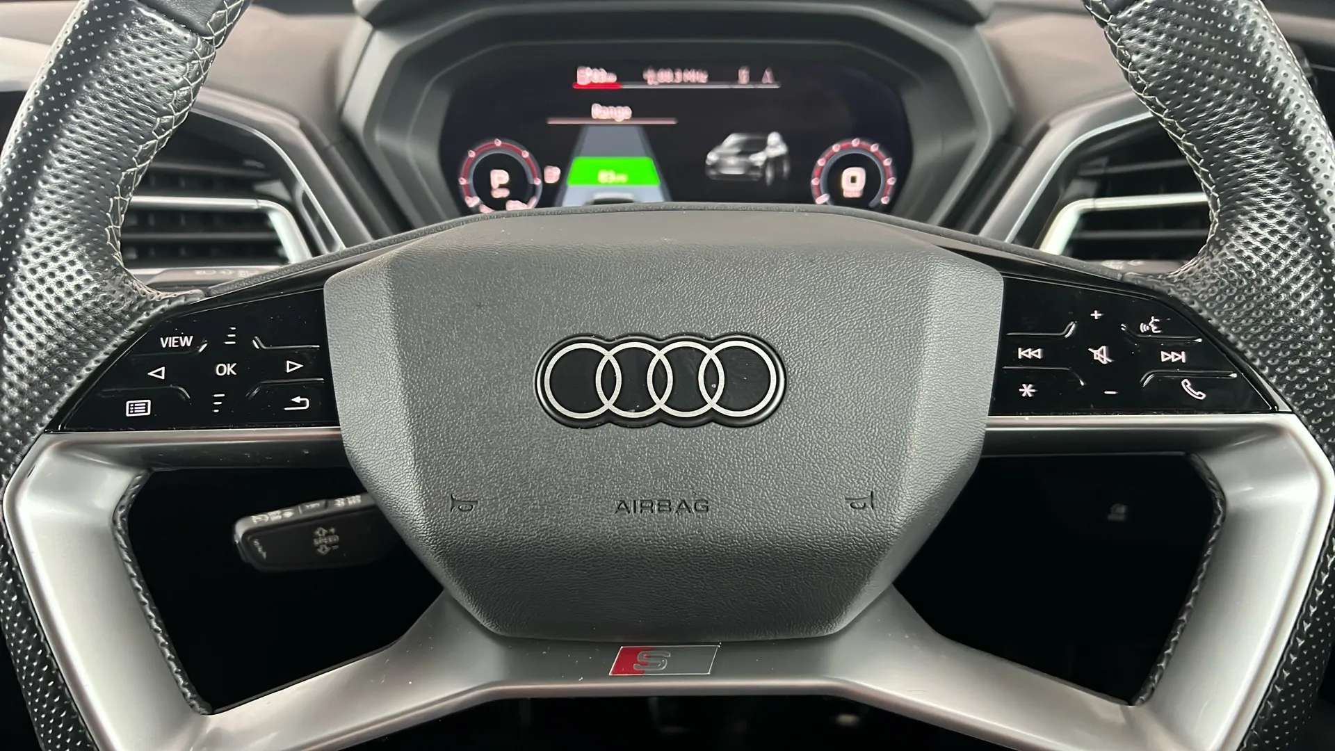 2022 AUDI Q4 2022 AUDI Q4