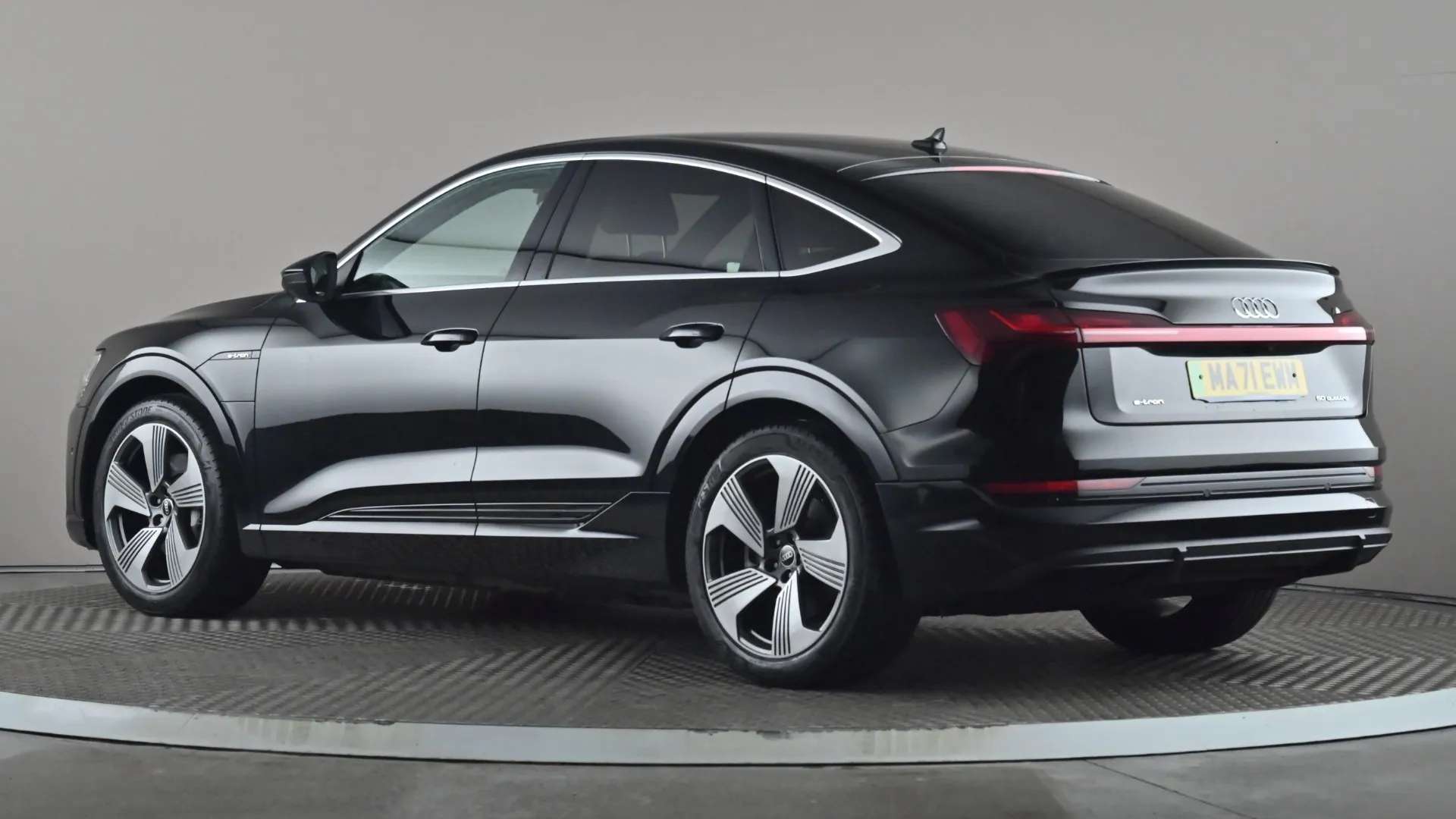 A 2021 AUDI E-TRON 230kW 50 Quattro 71kWh S Line Auto A 2021 AUDI E-TRON 230kW 50 Quattro 71kWh S Line Auto