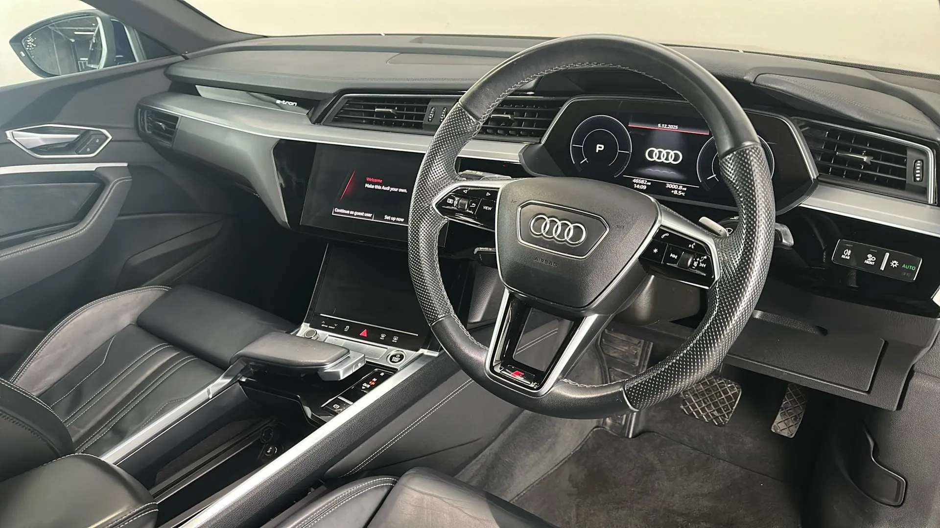 2022 AUDI E-TRON 2022 AUDI E-TRON