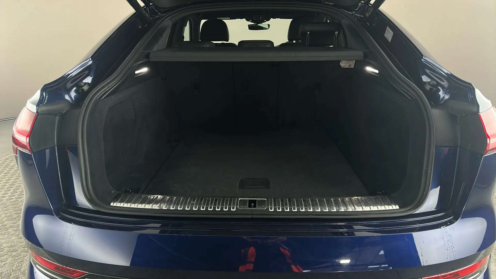 2022 AUDI E-TRON 2022 AUDI E-TRON