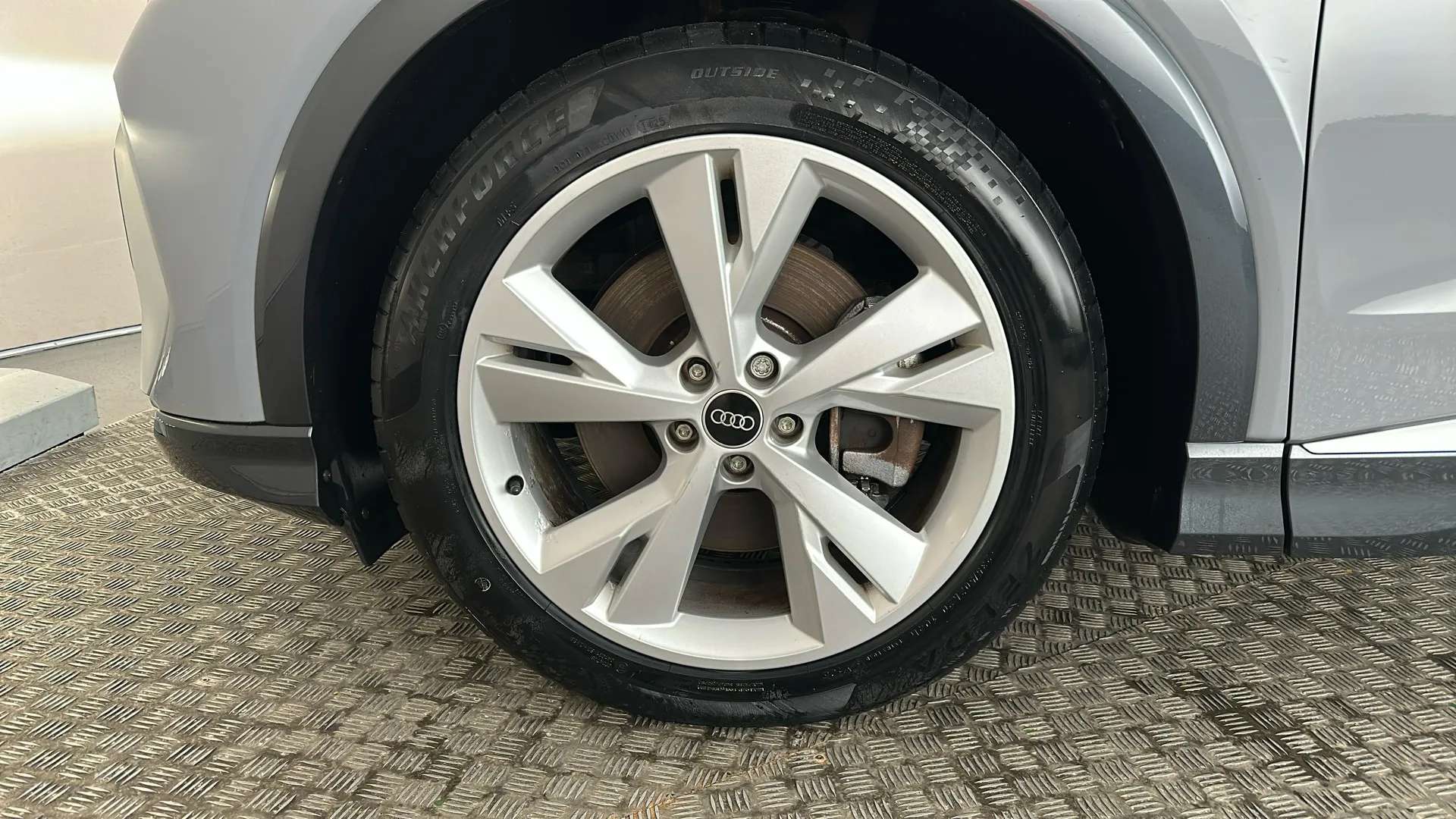 2021 AUDI Q4 2021 AUDI Q4