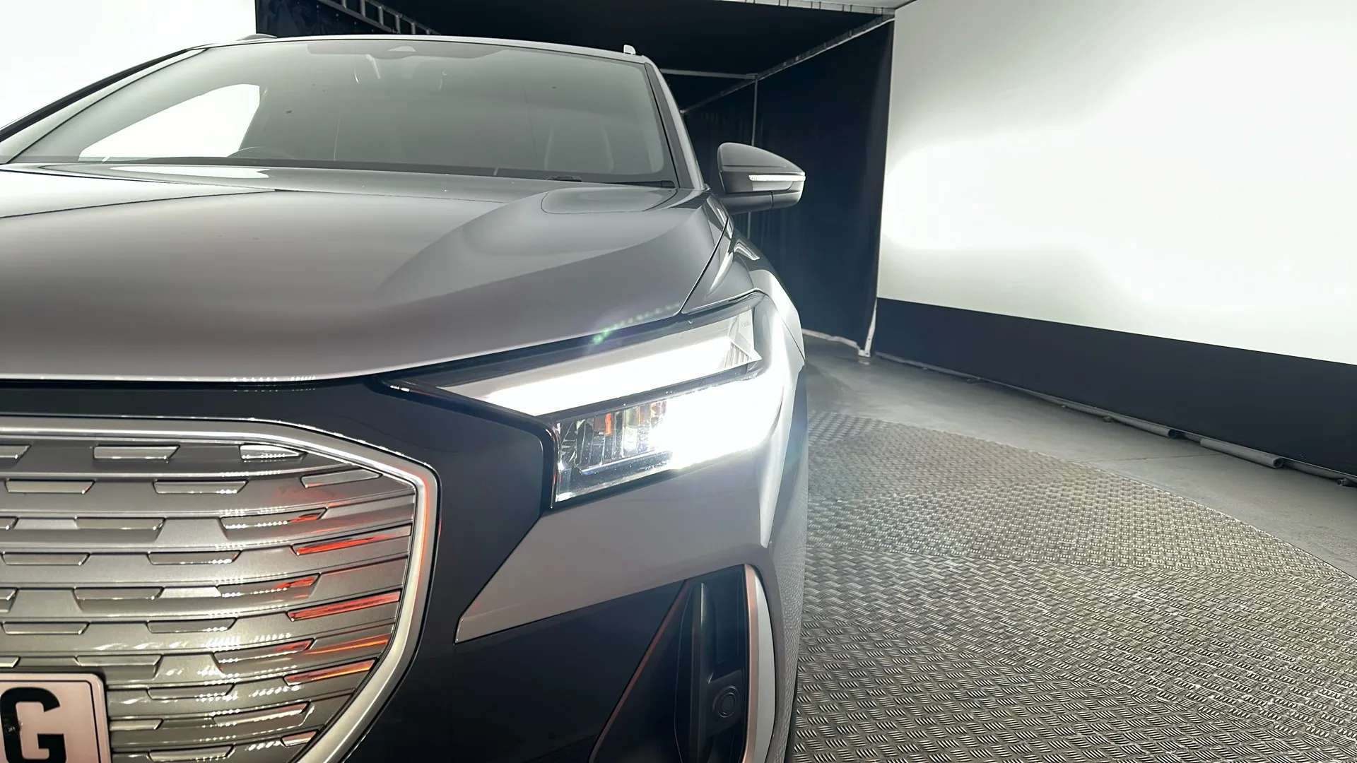 2021 AUDI Q4 2021 AUDI Q4