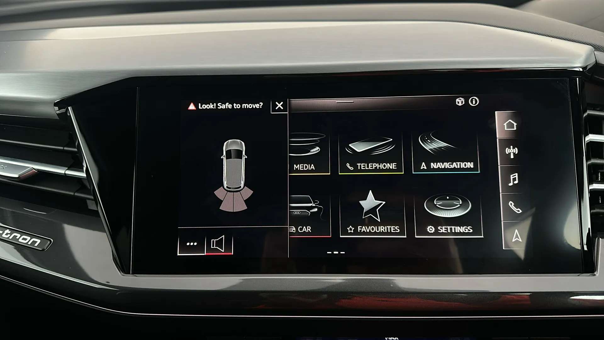 2021 AUDI Q4 2021 AUDI Q4