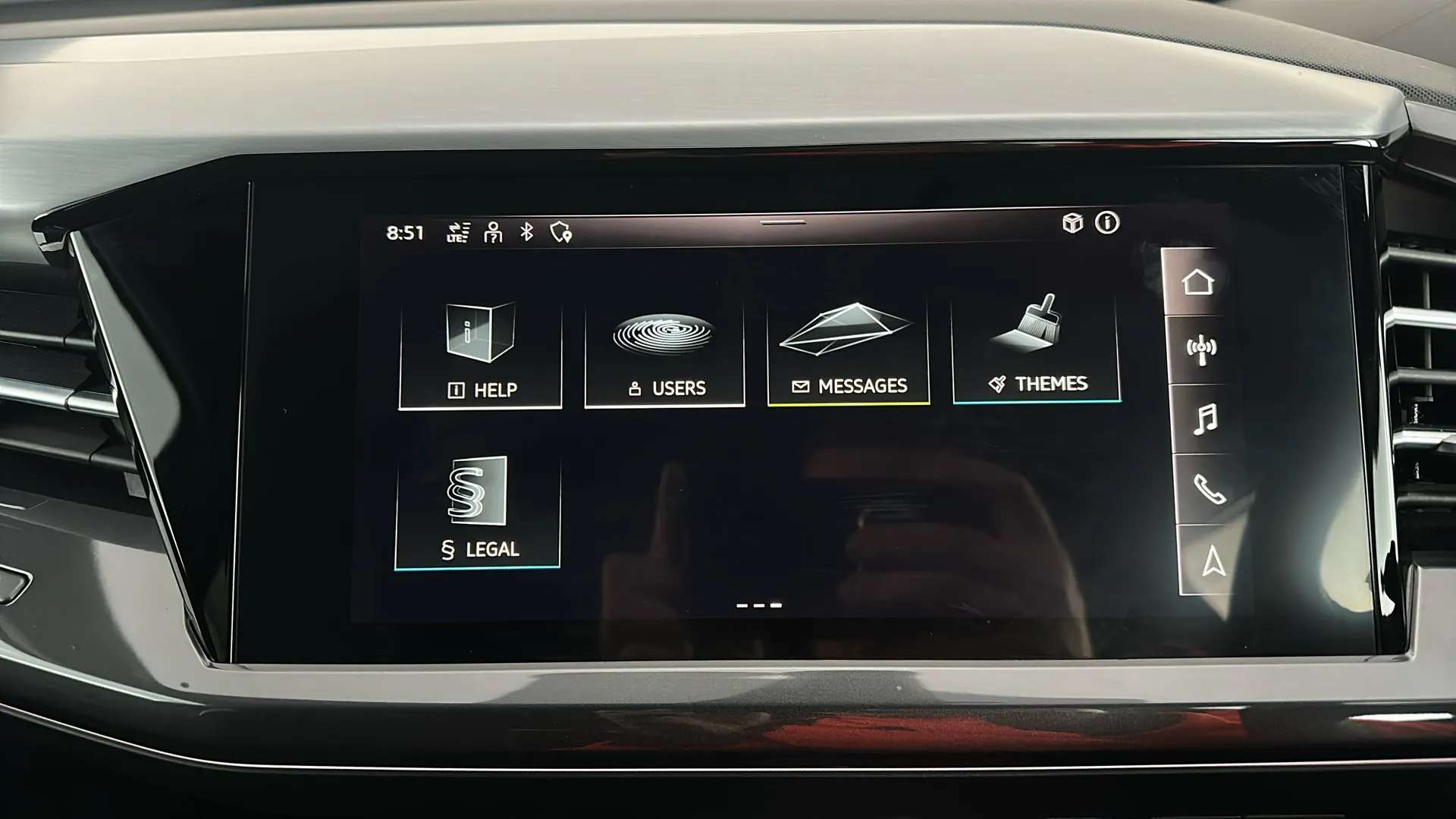 2021 AUDI Q4 2021 AUDI Q4