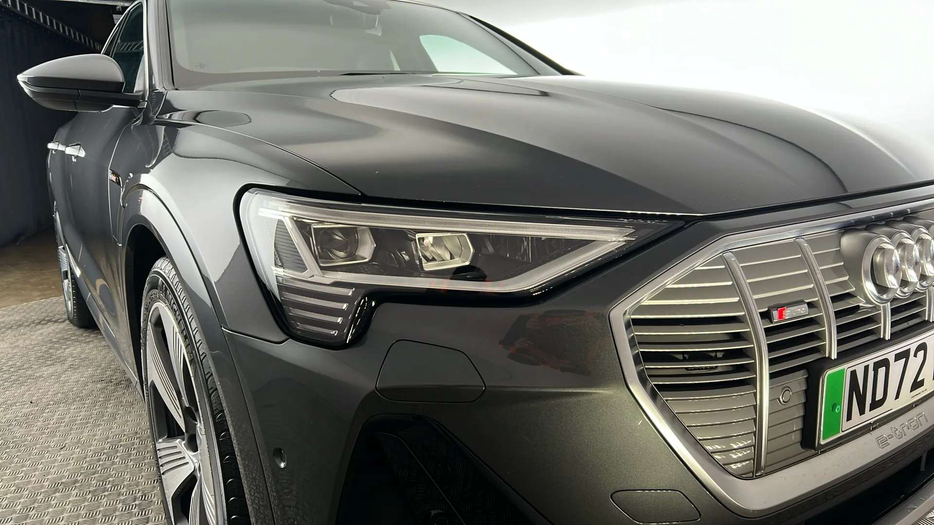 2022 AUDI E-TRON 2022 AUDI E-TRON