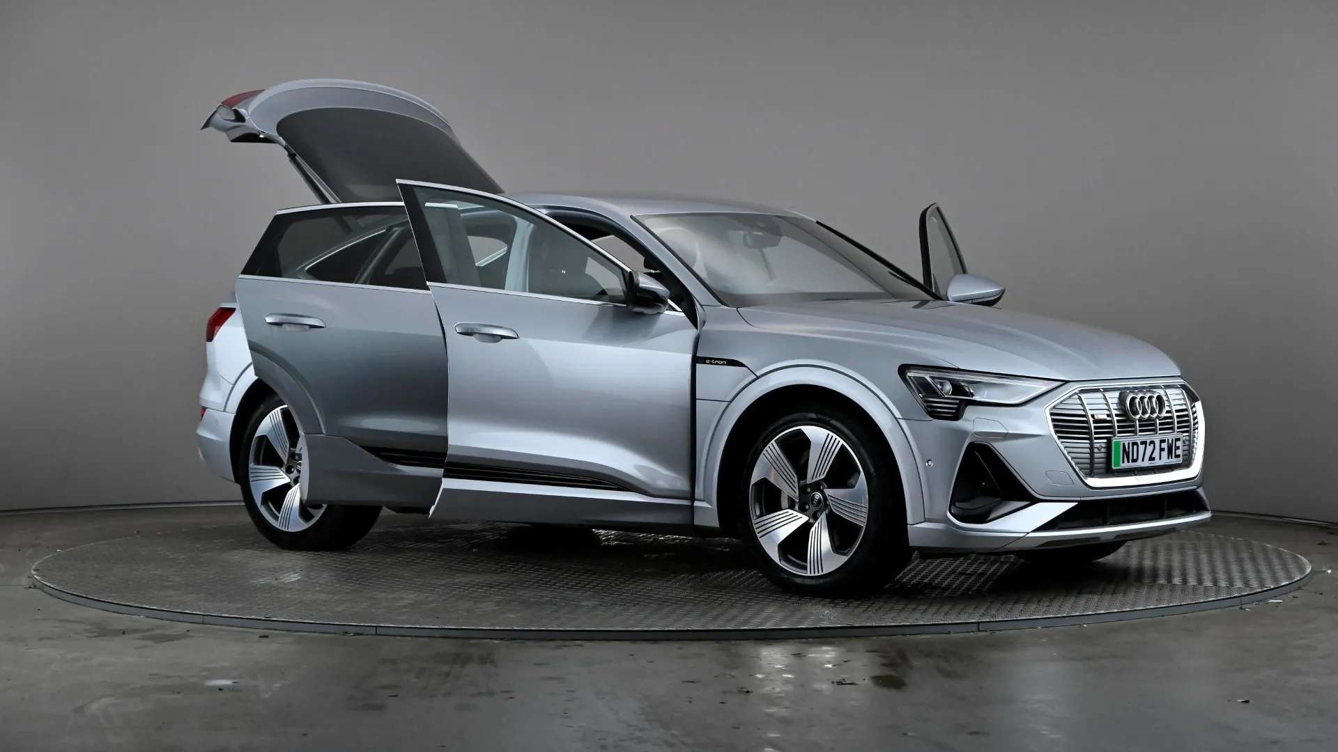 2022 AUDI E-TRON 2022 AUDI E-TRON