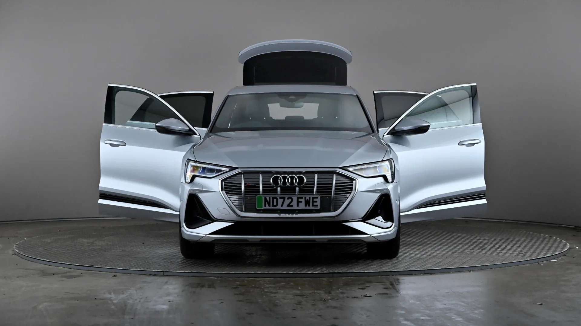 2022 AUDI E-TRON 2022 AUDI E-TRON