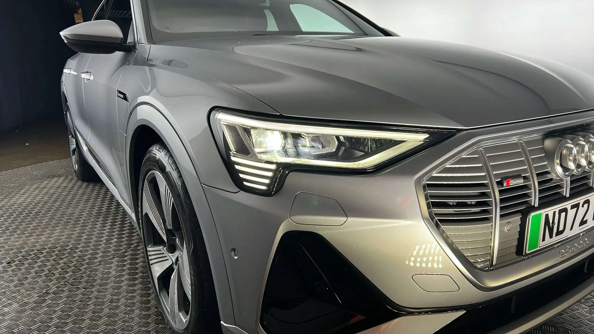 2022 AUDI E-TRON 2022 AUDI E-TRON