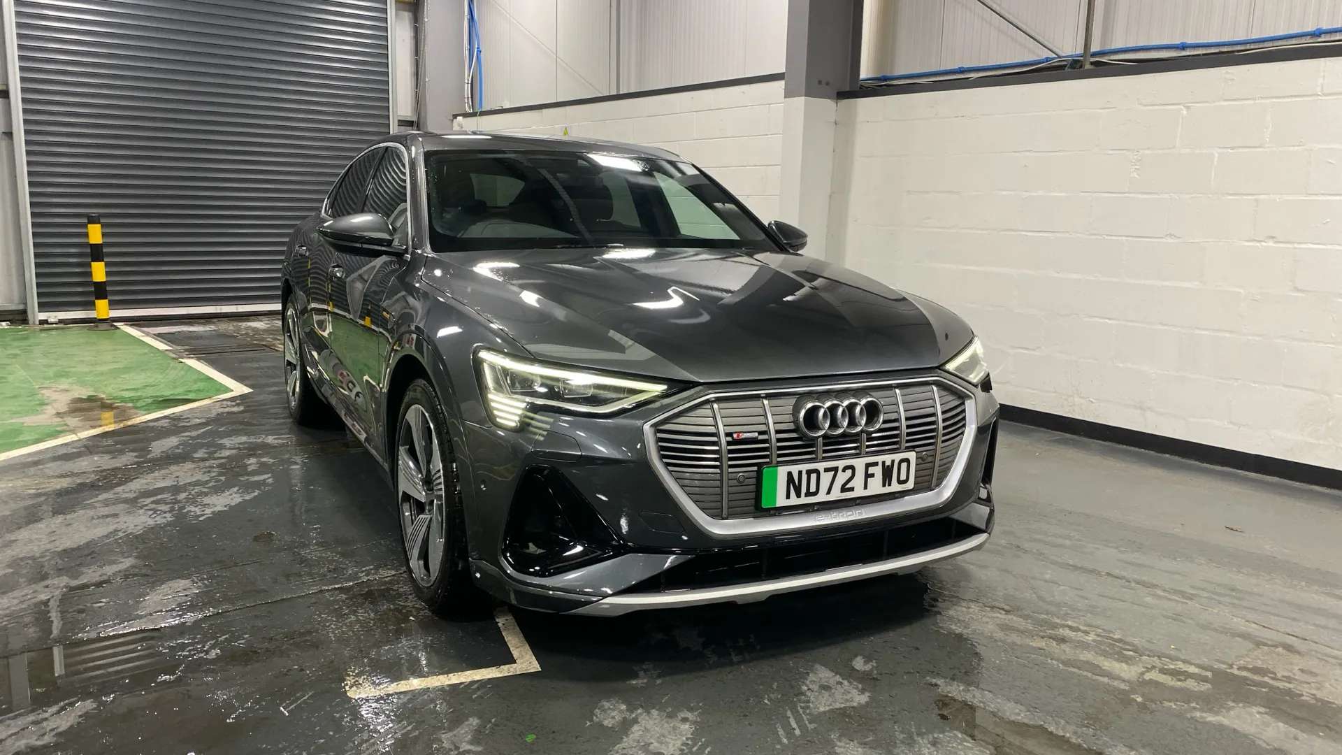 A 2022 AUDI E-TRON 300kW 55 Quattro 95kWh S Line Auto A 2022 AUDI E-TRON 300kW 55 Quattro 95kWh S Line Auto