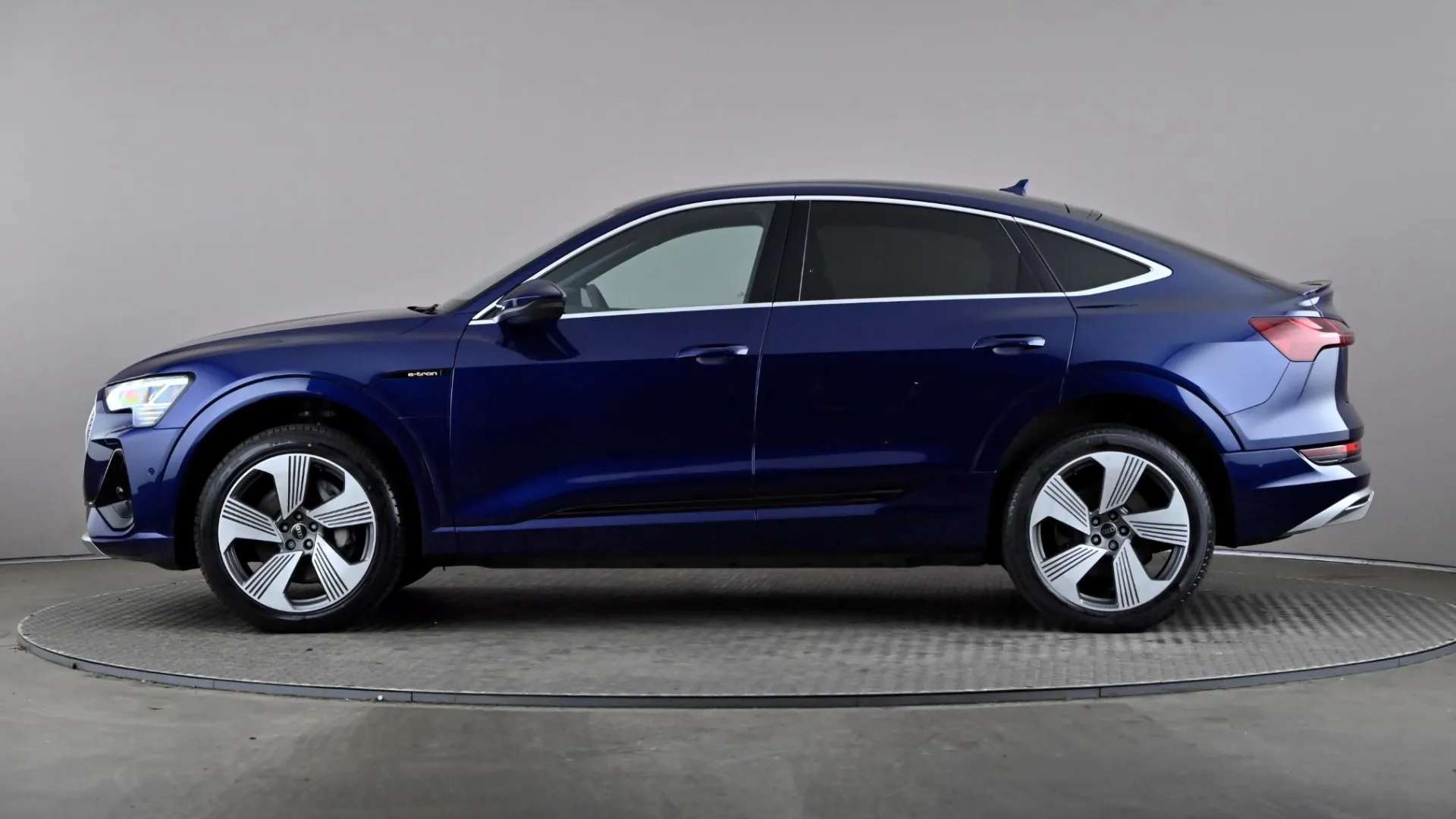 A 2023 AUDI E-TRON 300kW 55 Quattro 95kWh S Line Auto A 2023 AUDI E-TRON 300kW 55 Quattro 95kWh S Line Auto