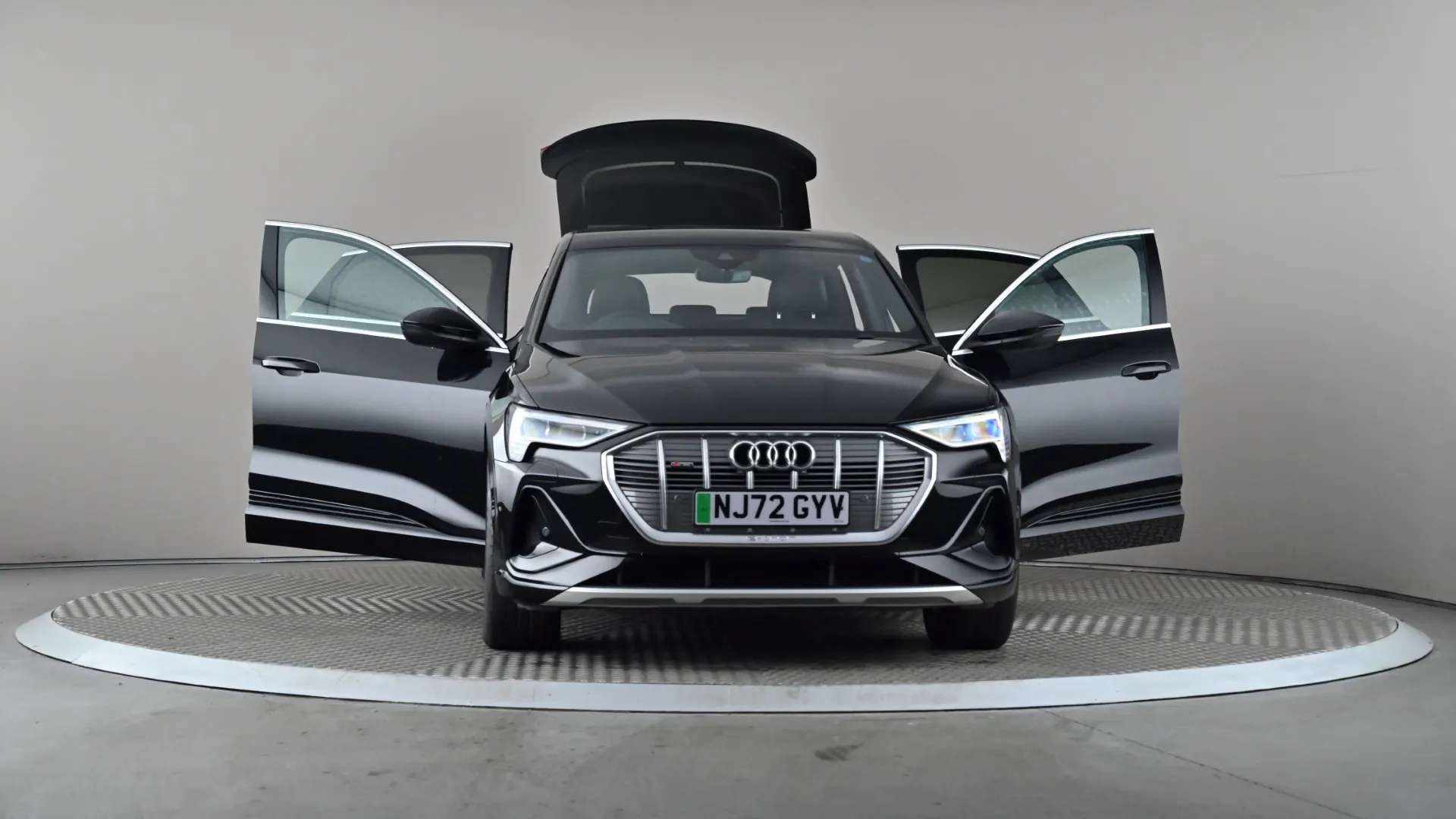 2022 AUDI E-TRON 2022 AUDI E-TRON