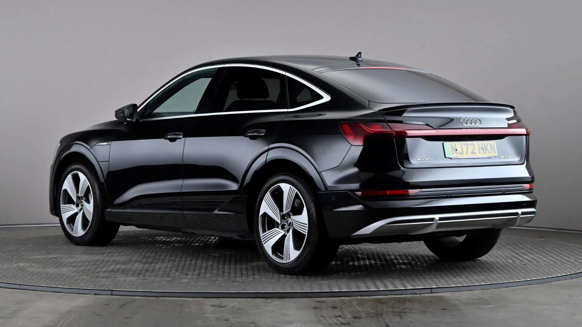 A 2022 AUDI E-TRON 300kW 55 Quattro 95kWh S Line Auto A 2022 AUDI E-TRON 300kW 55 Quattro 95kWh S Line Auto