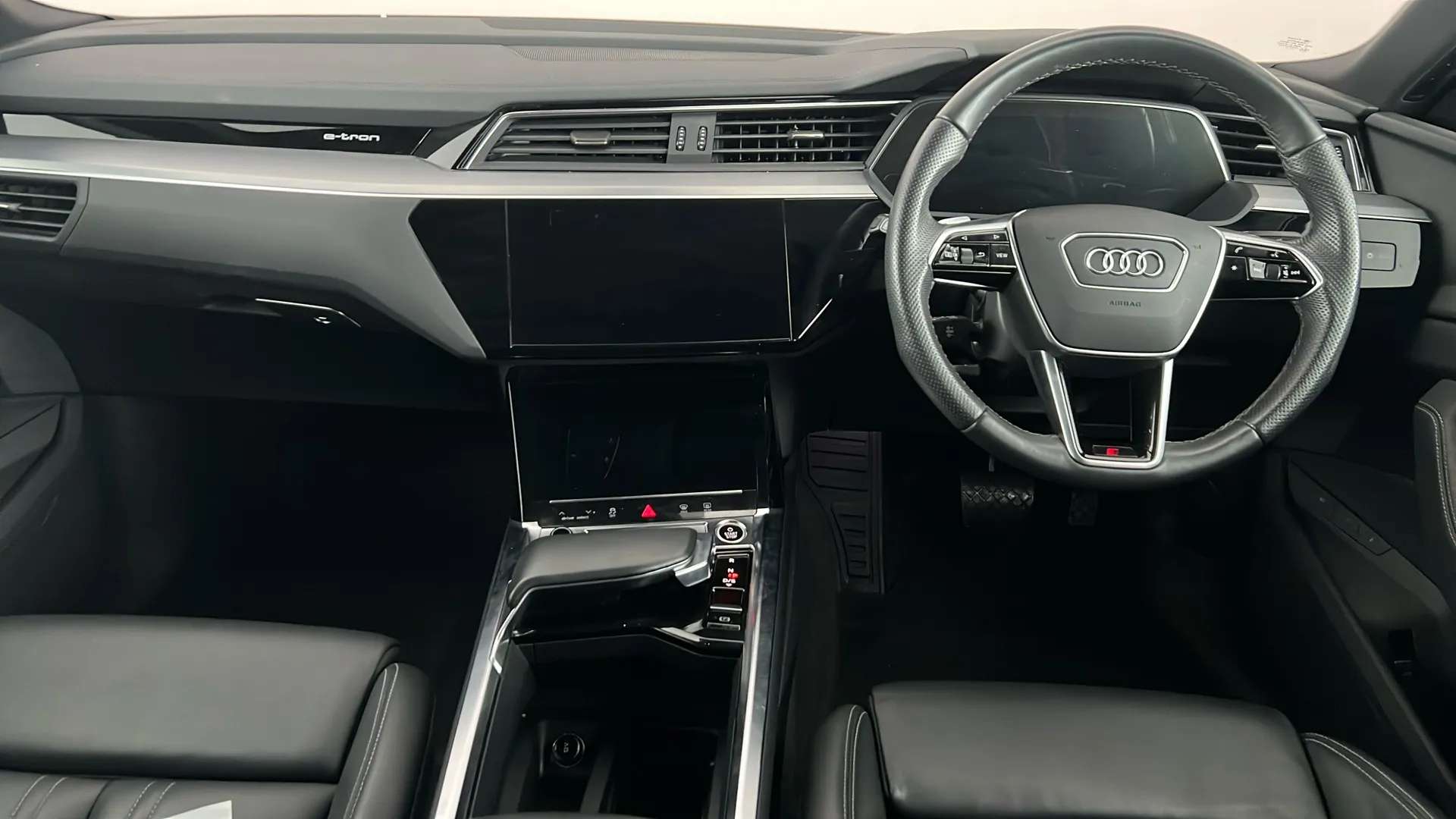 2022 AUDI E-TRON 2022 AUDI E-TRON