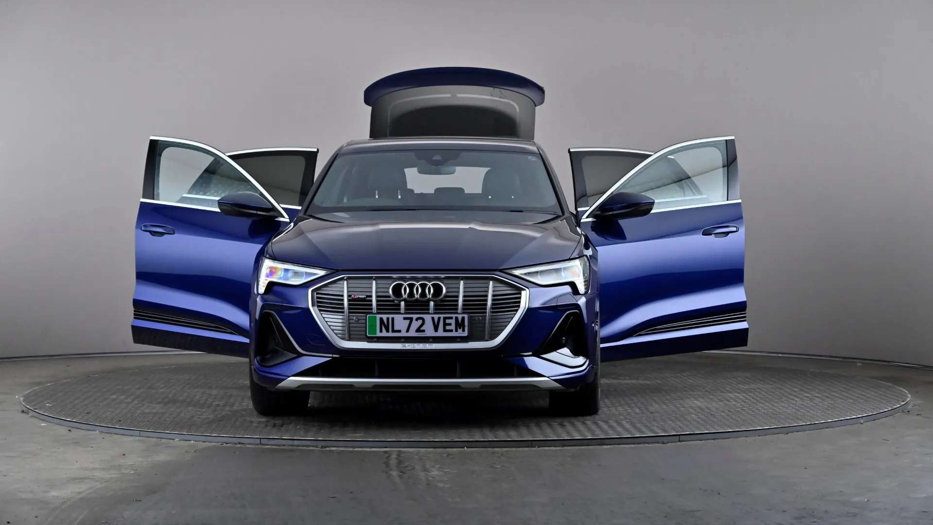 2022 AUDI E-TRON 2022 AUDI E-TRON