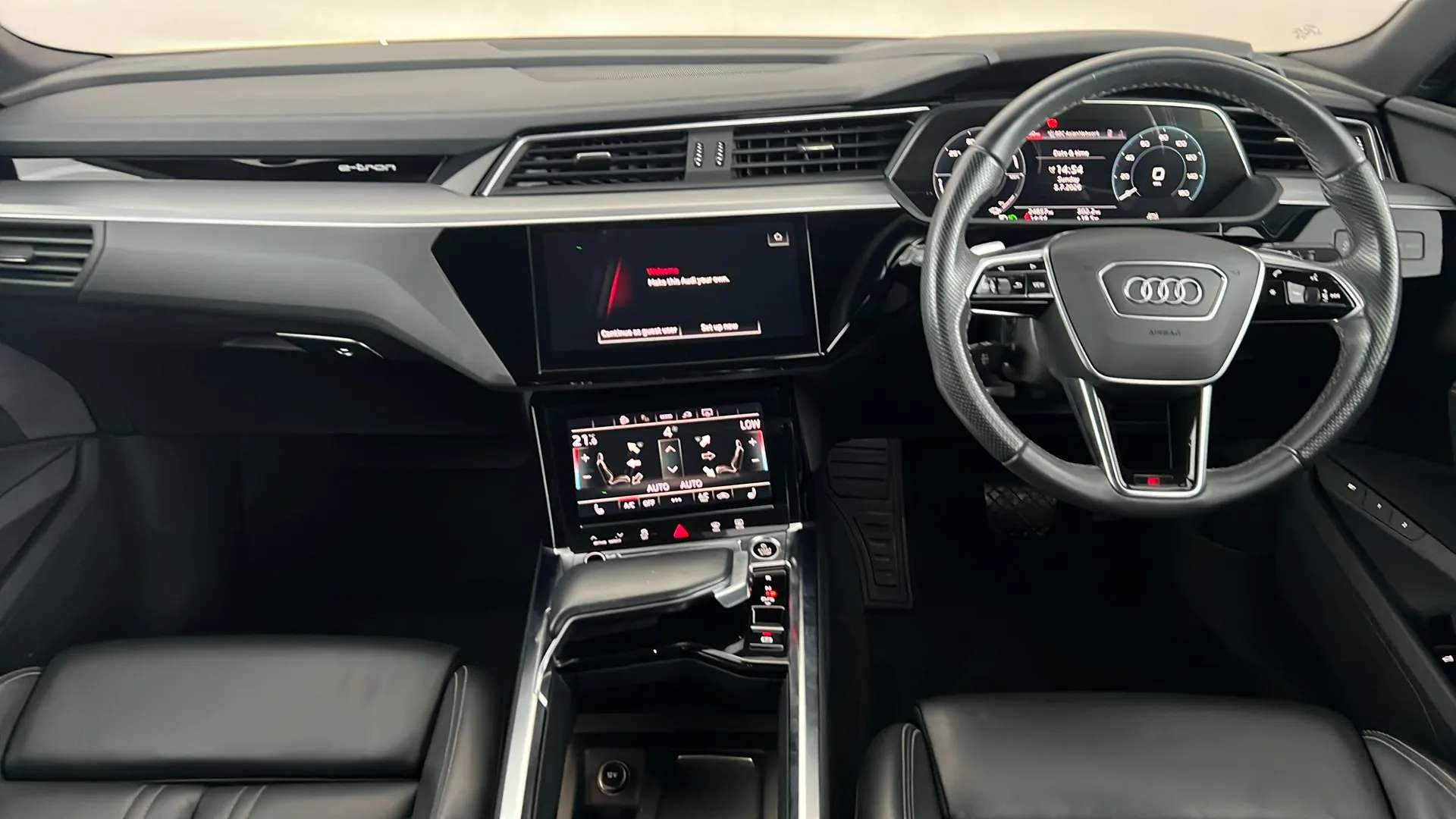 2022 AUDI E-TRON 2022 AUDI E-TRON