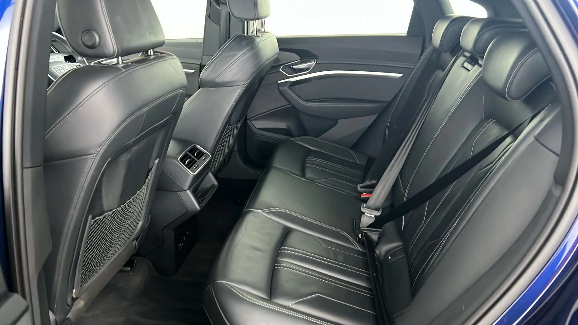 2022 AUDI E-TRON 2022 AUDI E-TRON