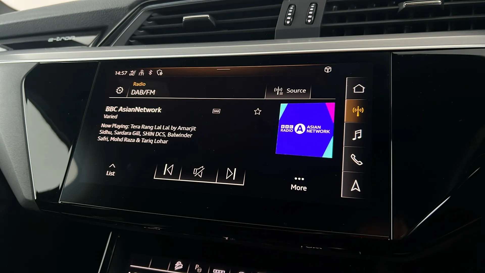 2022 AUDI E-TRON 2022 AUDI E-TRON